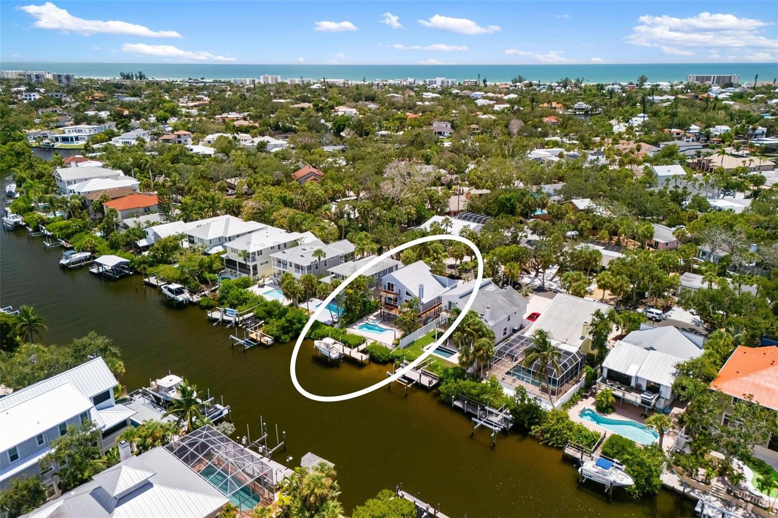 SIESTA BEACH - Residential
