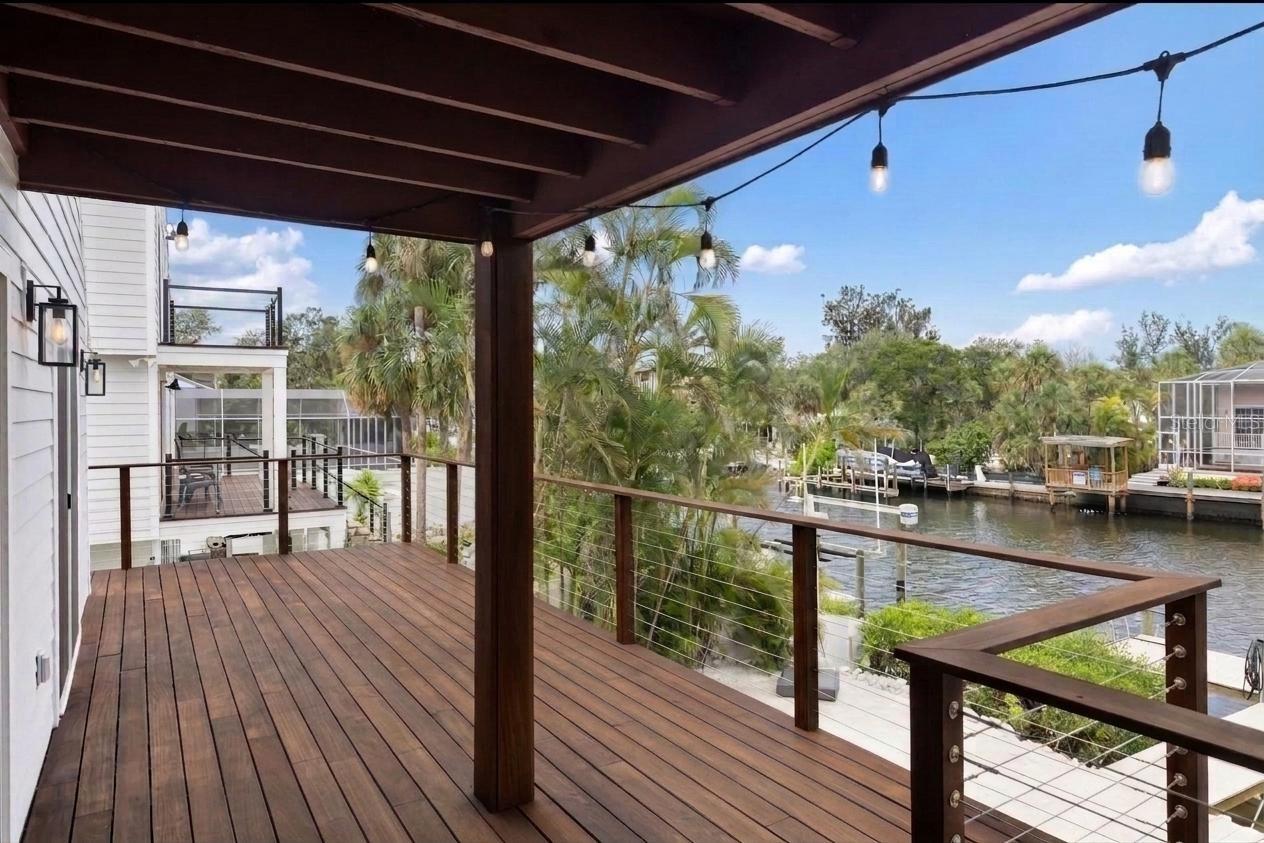 SIESTA BEACH - Residential
