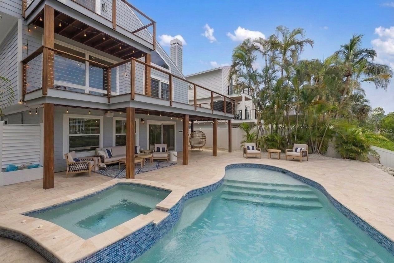 SIESTA BEACH - Residential
