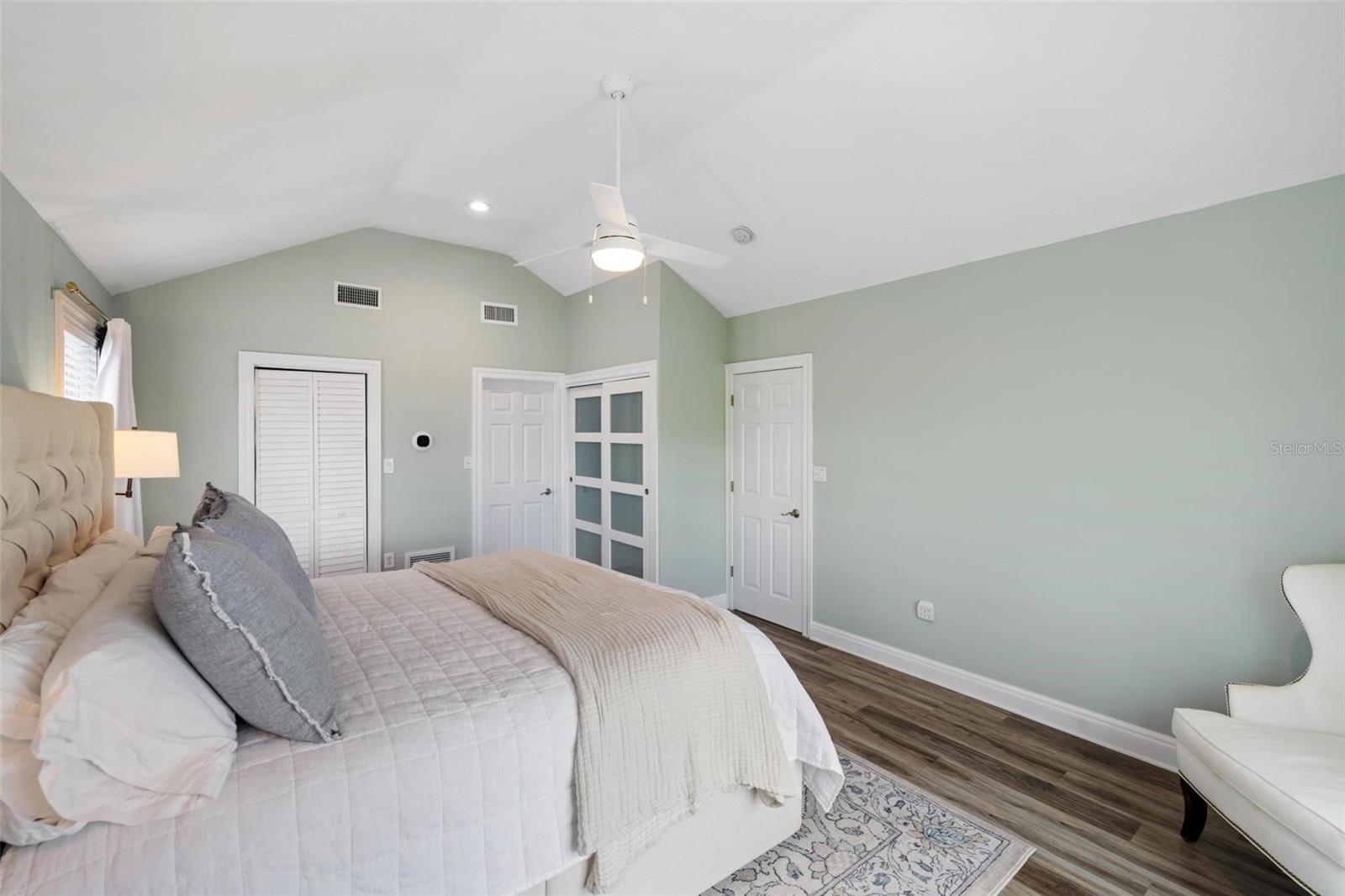 SIESTA BEACH - Residential