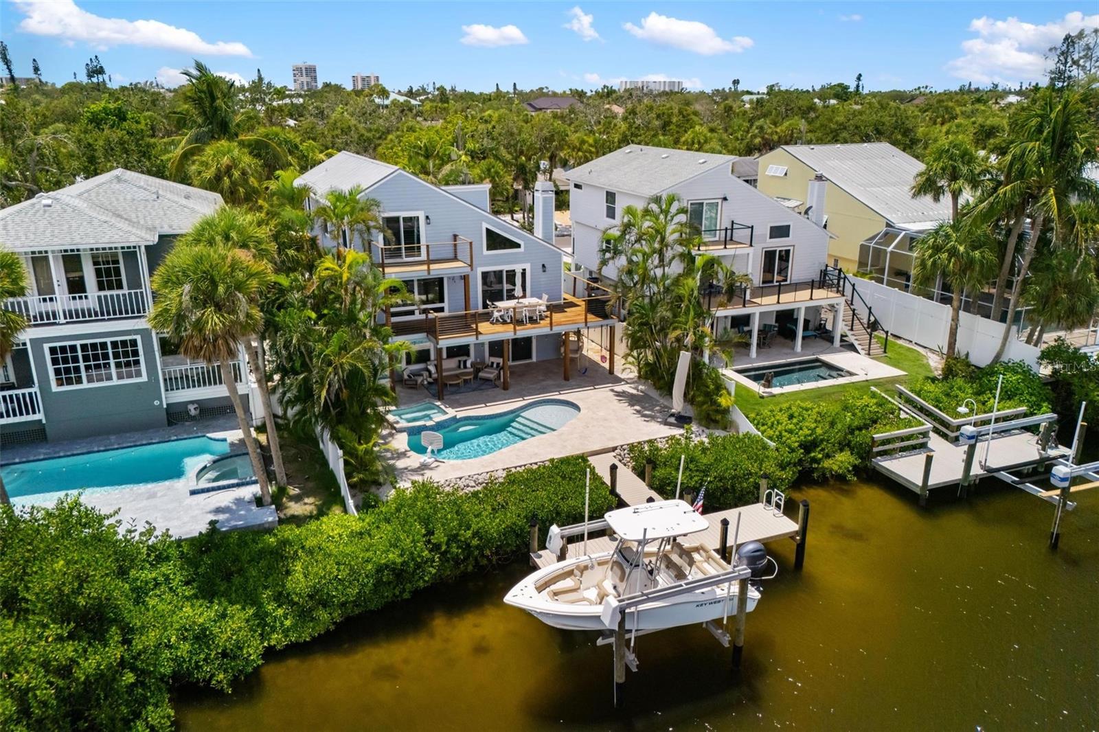 SIESTA BEACH - Residential