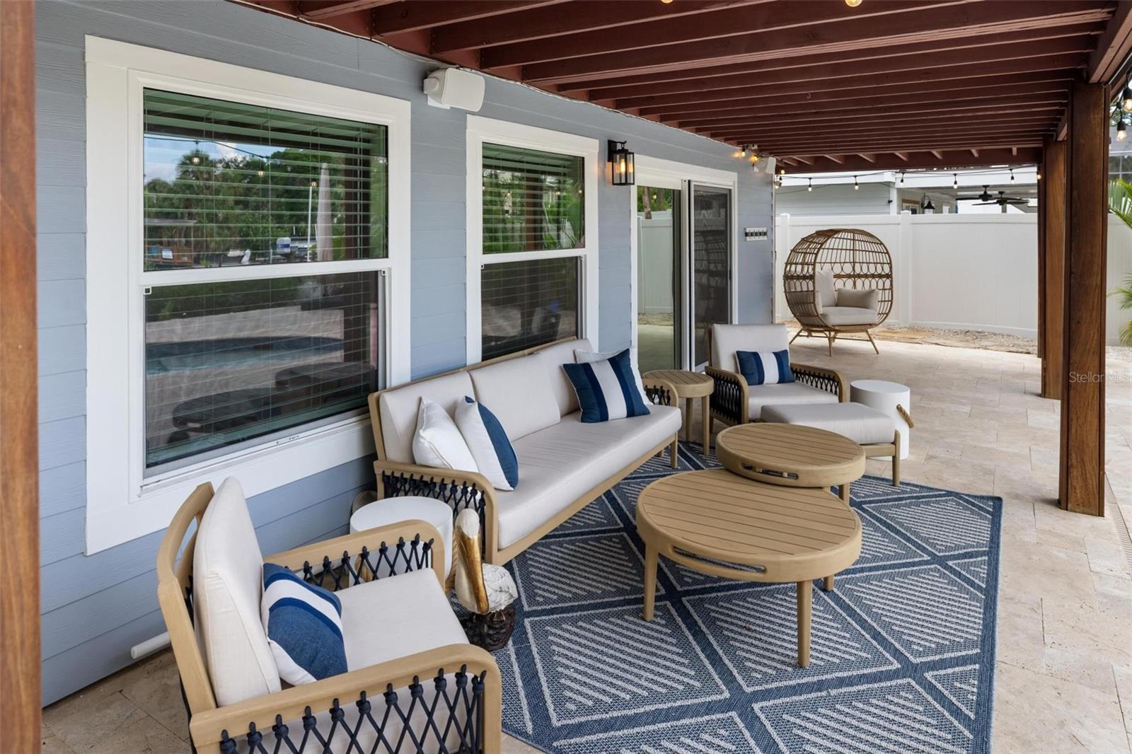 SIESTA BEACH - Residential