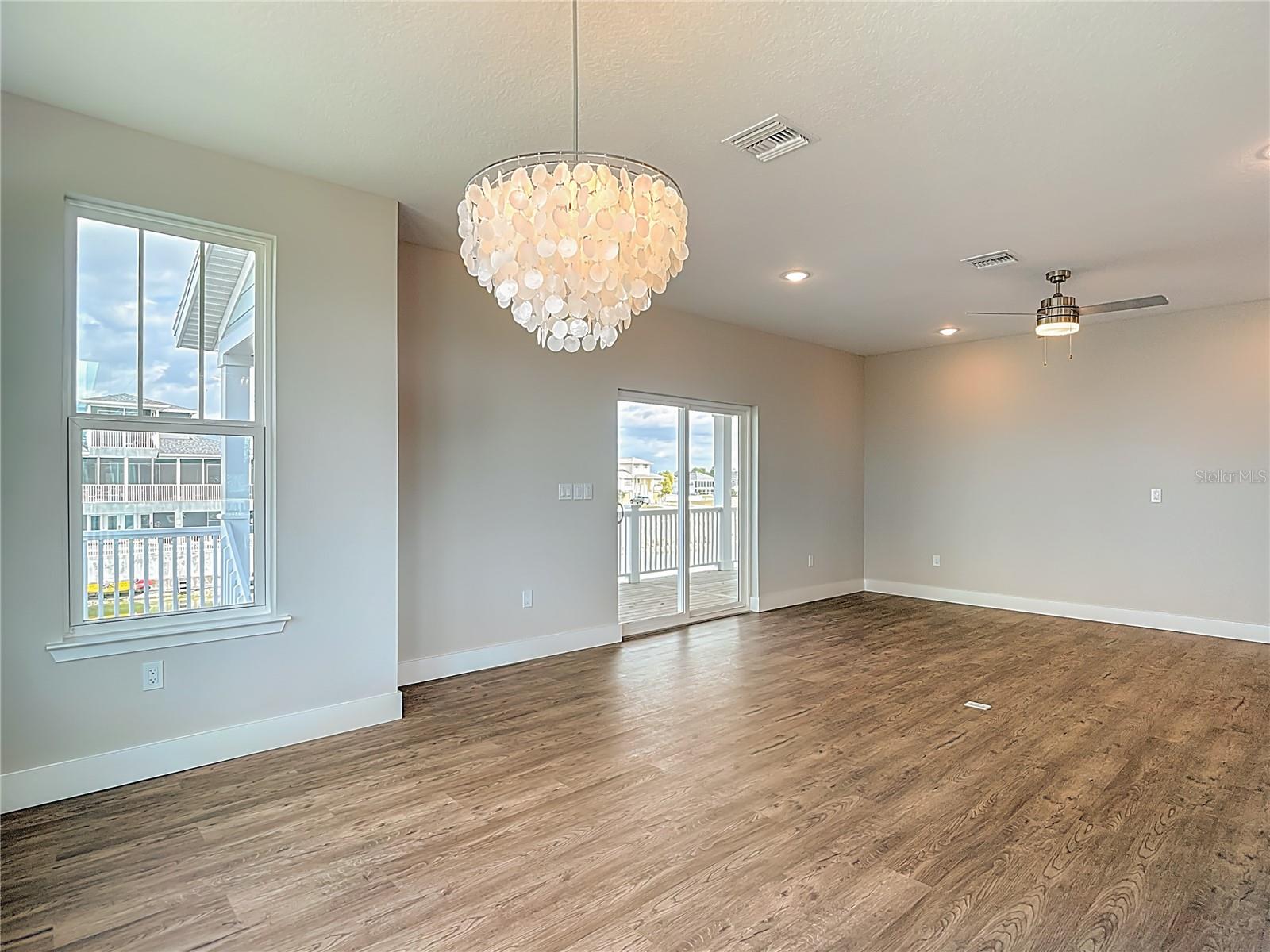 HERNANDO BEACH - Residential