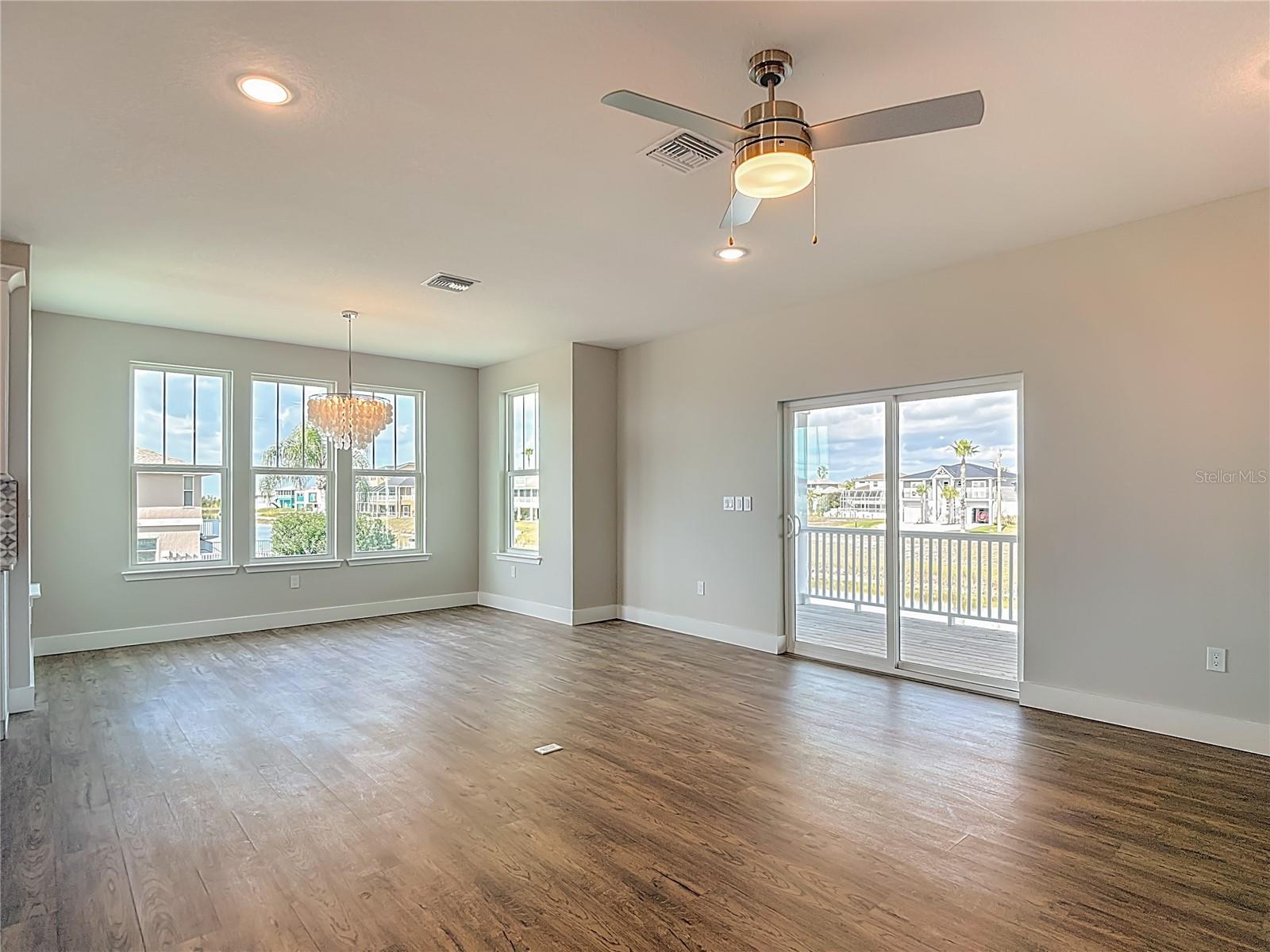 HERNANDO BEACH - Residential