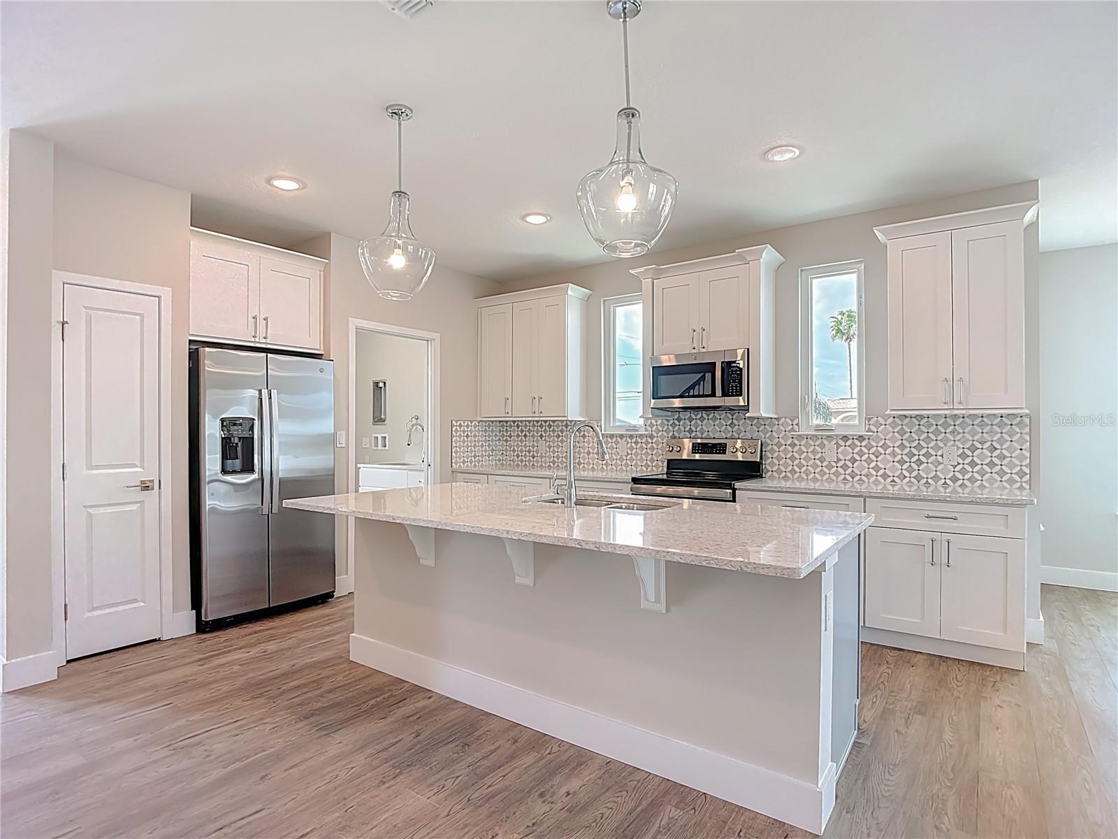 HERNANDO BEACH - Residential