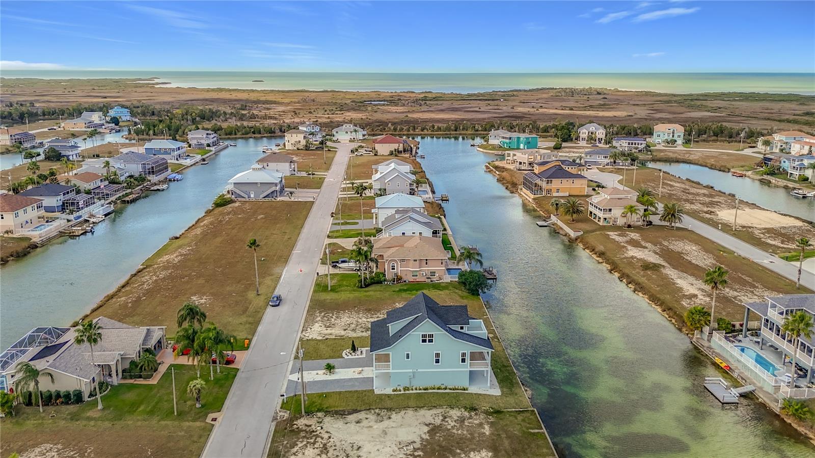 HERNANDO BEACH - Residential