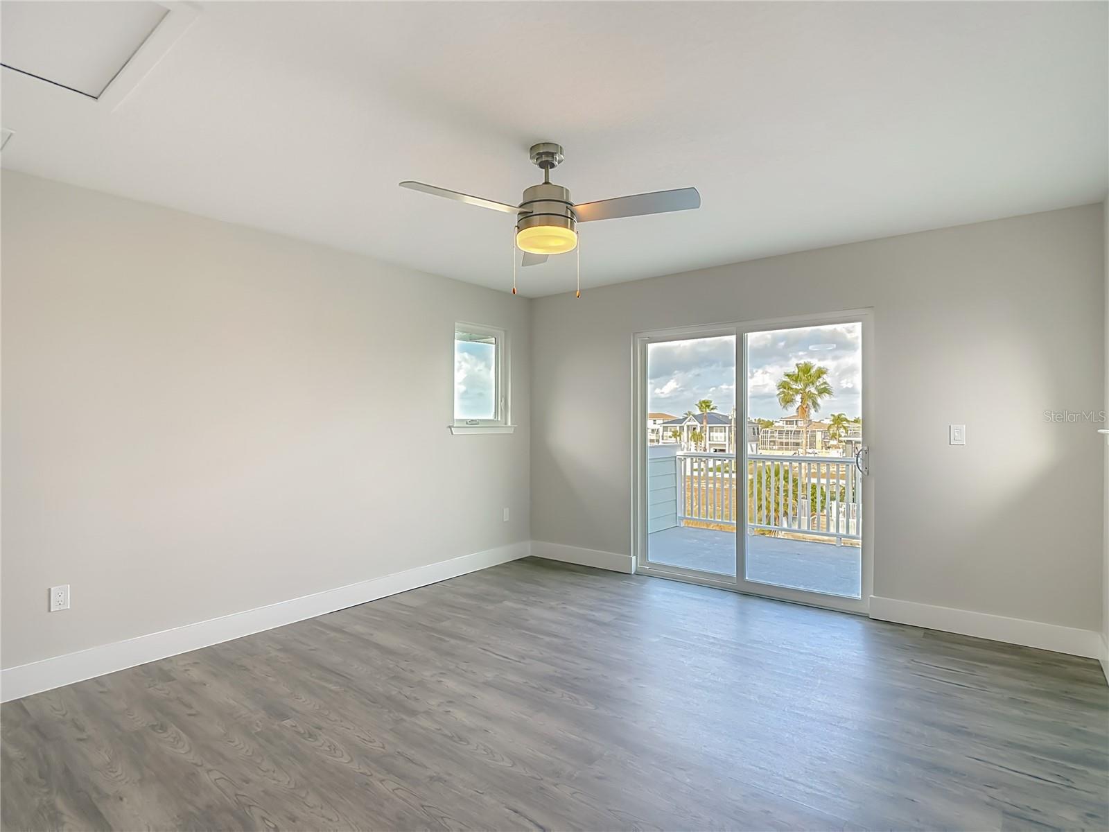 HERNANDO BEACH - Residential