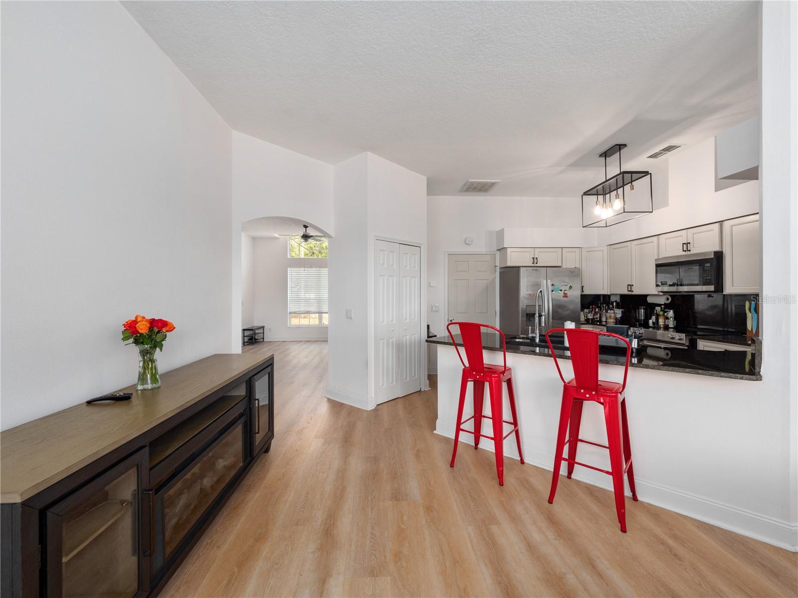 CRYSTAL LAKE ESTATES - Residential