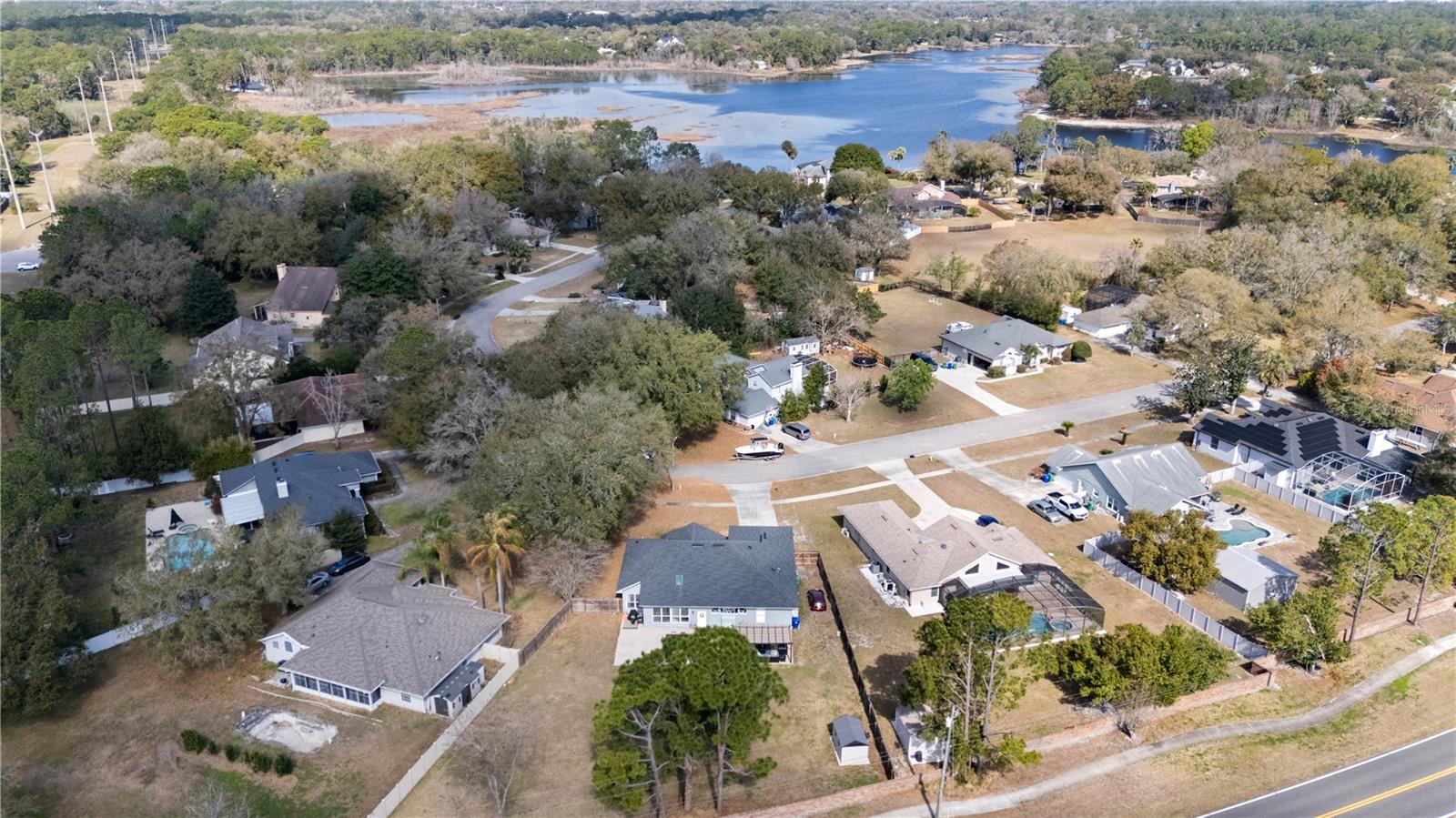 CRYSTAL LAKE ESTATES - Residential