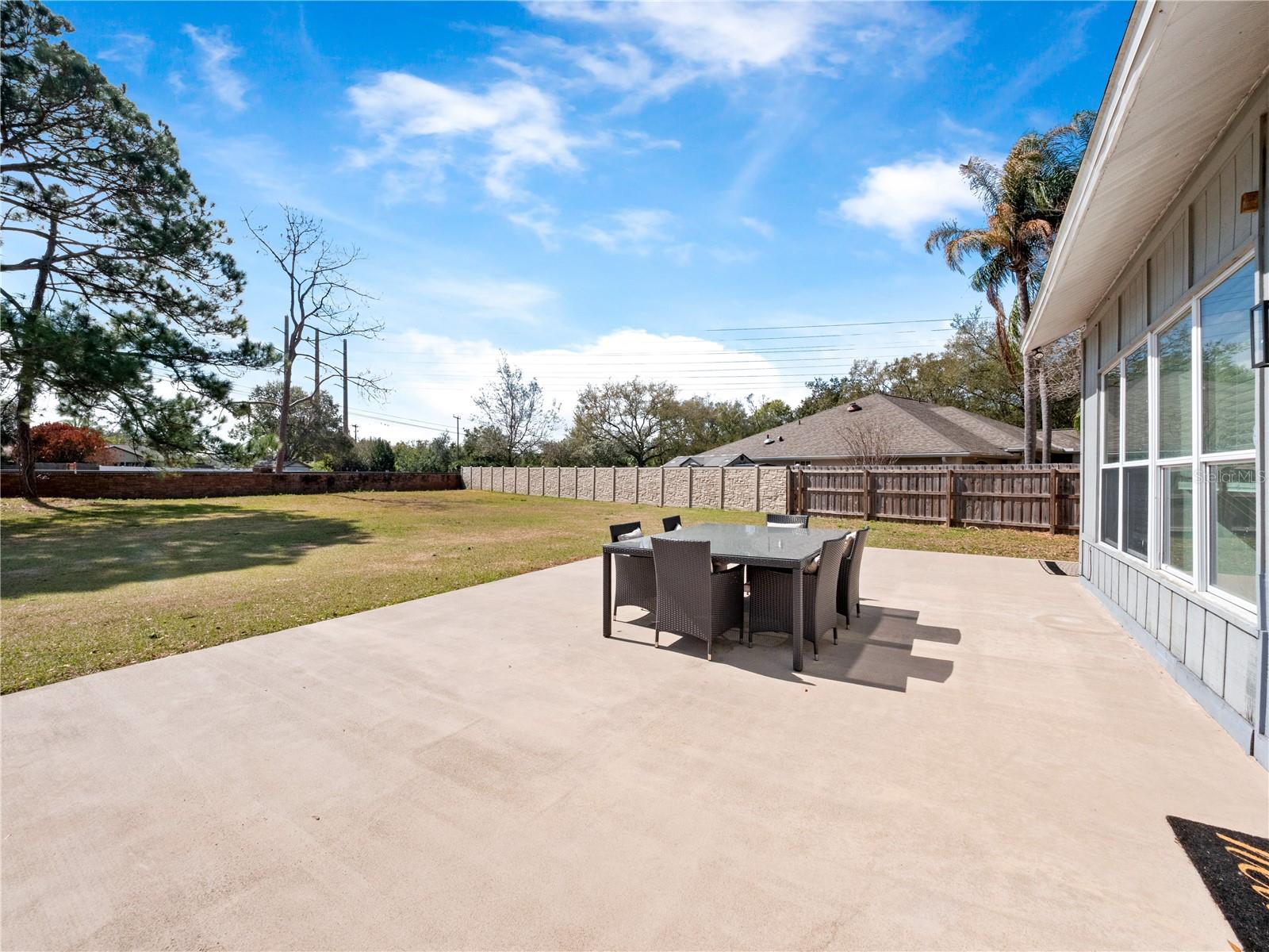 CRYSTAL LAKE ESTATES - Residential