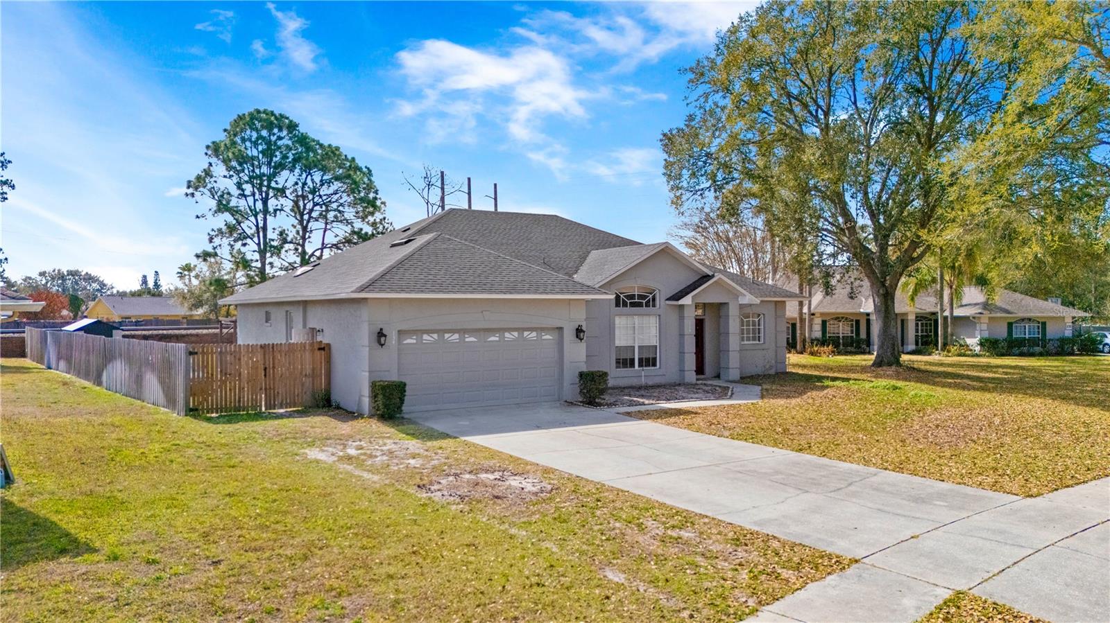 CRYSTAL LAKE ESTATES - Residential