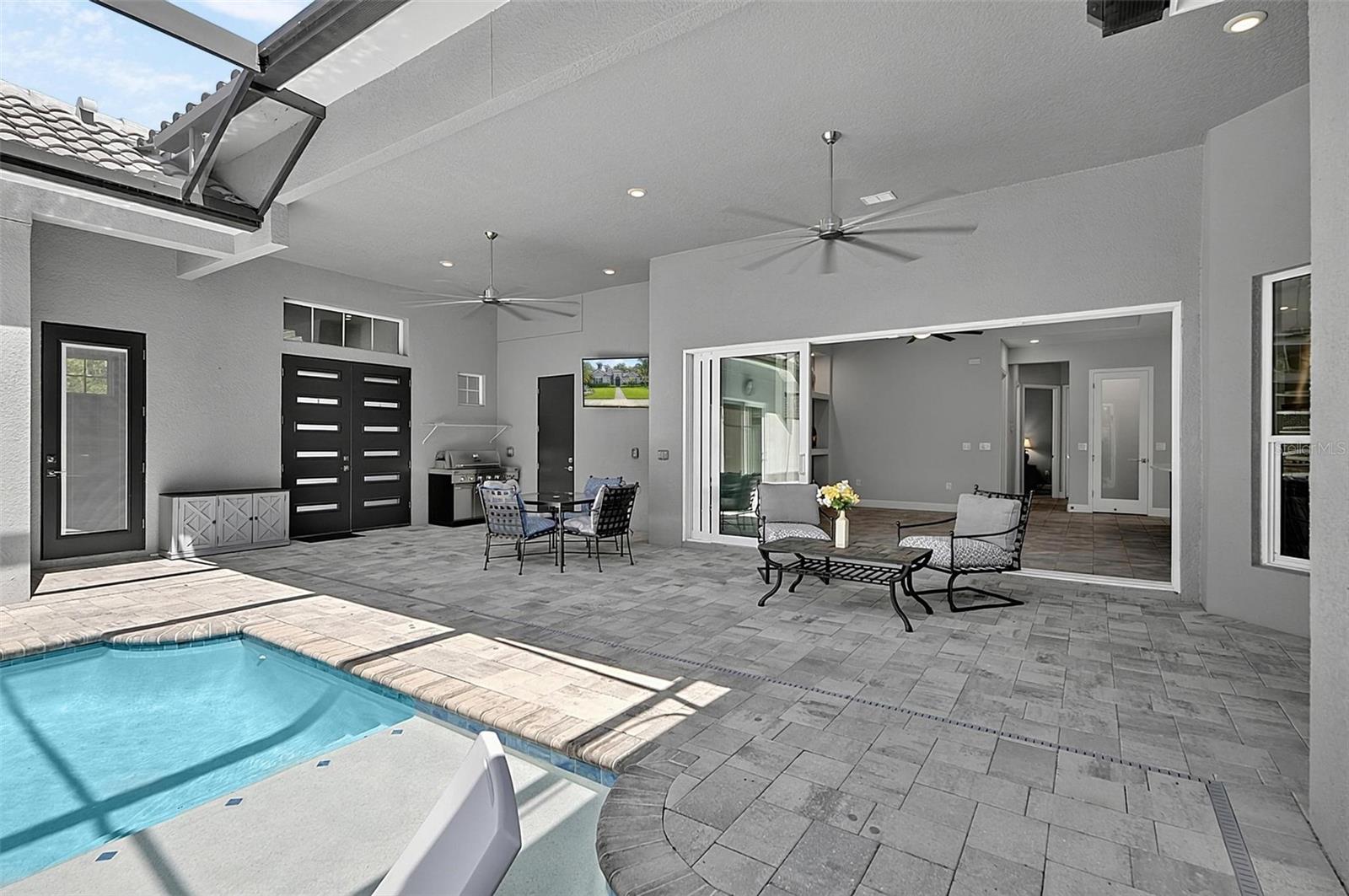 HIDDEN LAKES WATER OAKS PH II - Residential