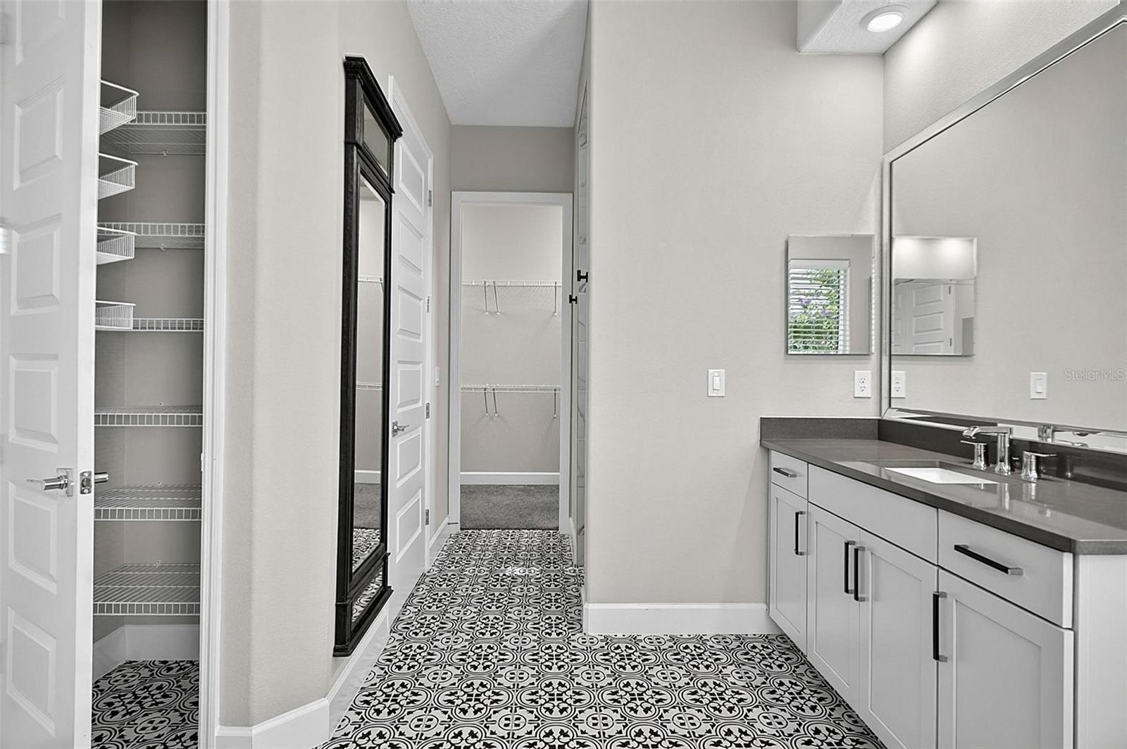 HIDDEN LAKES WATER OAKS PH II - Residential