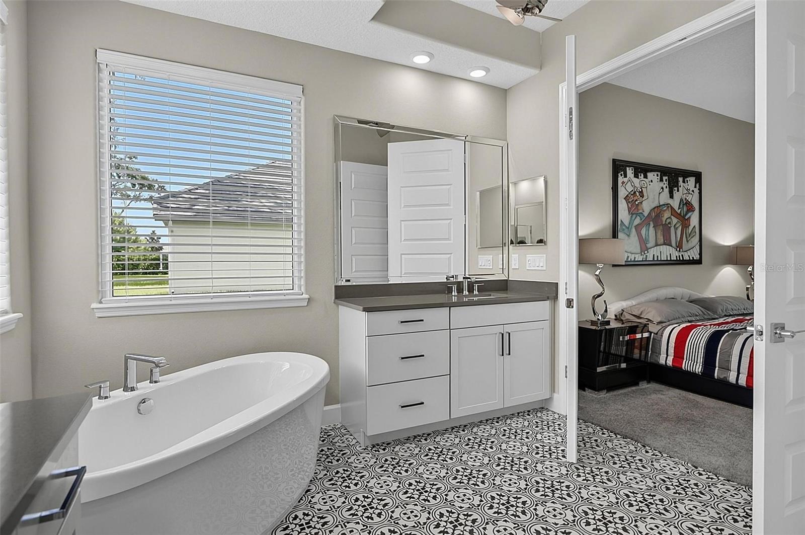 HIDDEN LAKES WATER OAKS PH II - Residential