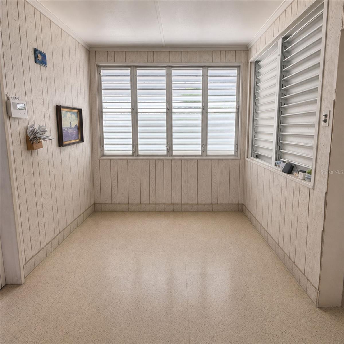 ARENAS WARD - Residential