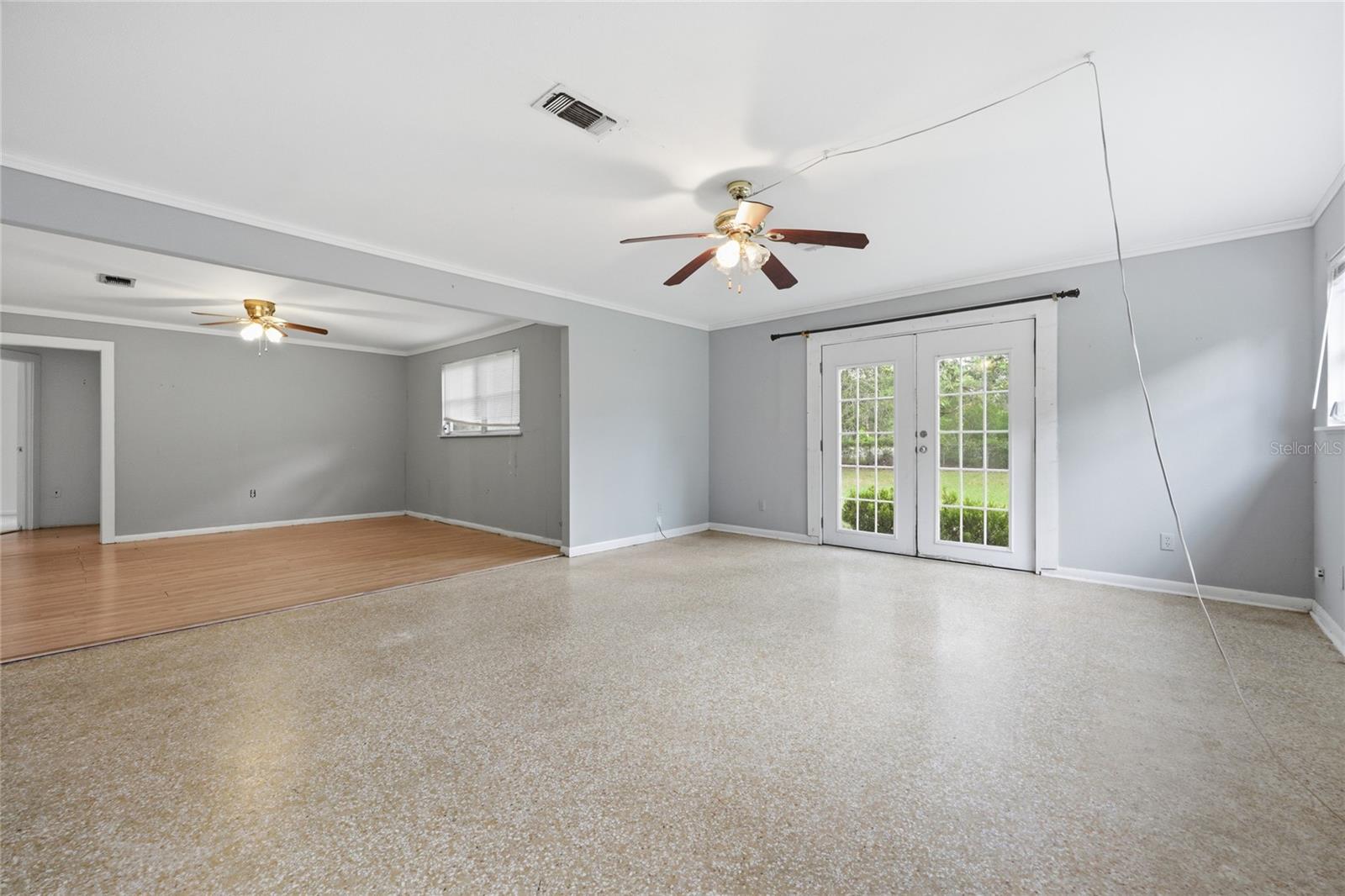 ORANGE HEIGHTS - Residential