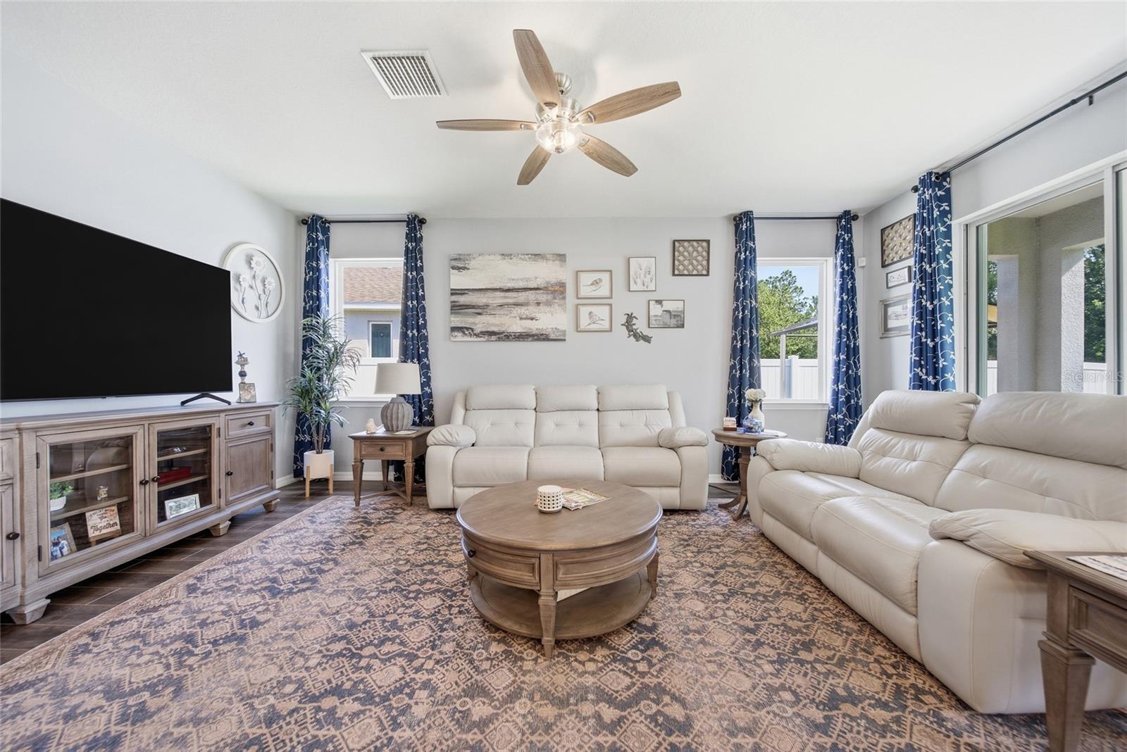 AVALON PARK WEST PRCL E PH 1 - Residential