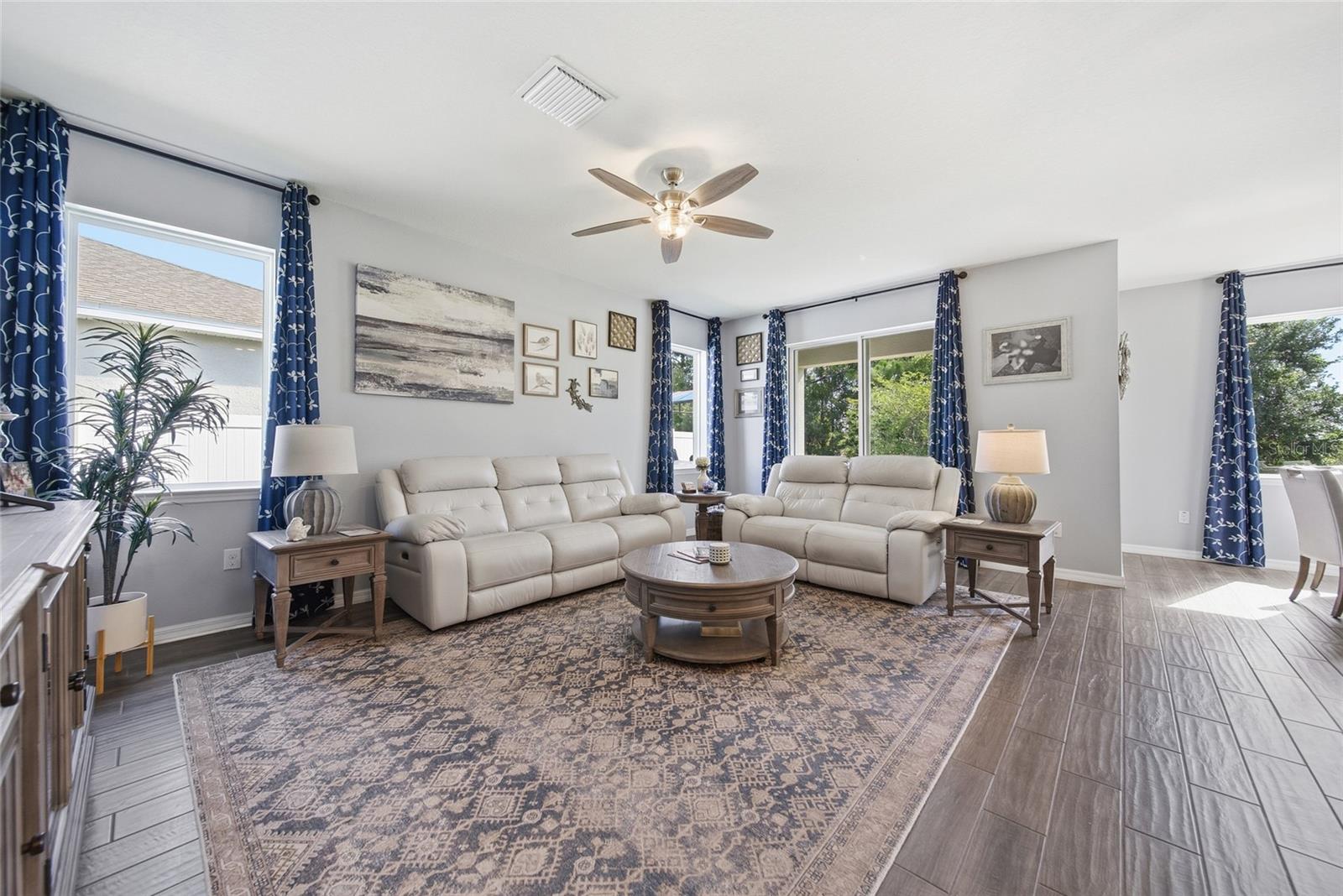 AVALON PARK WEST PRCL E PH 1 - Residential