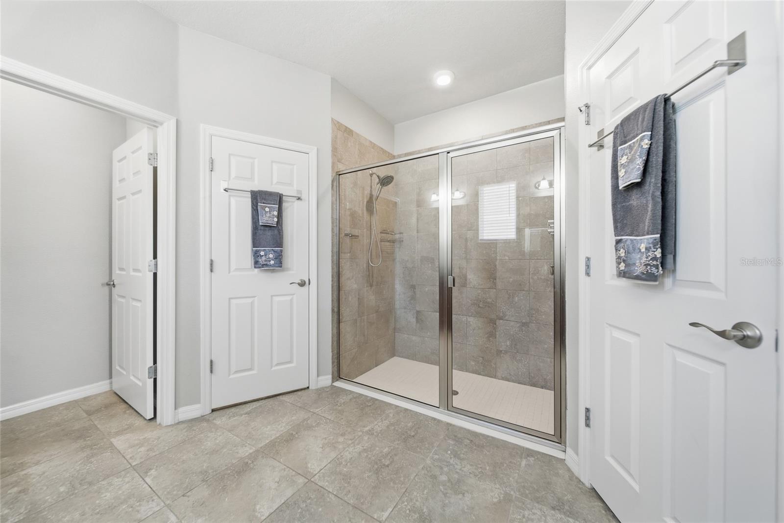 AVALON PARK WEST PRCL E PH 1 - Residential