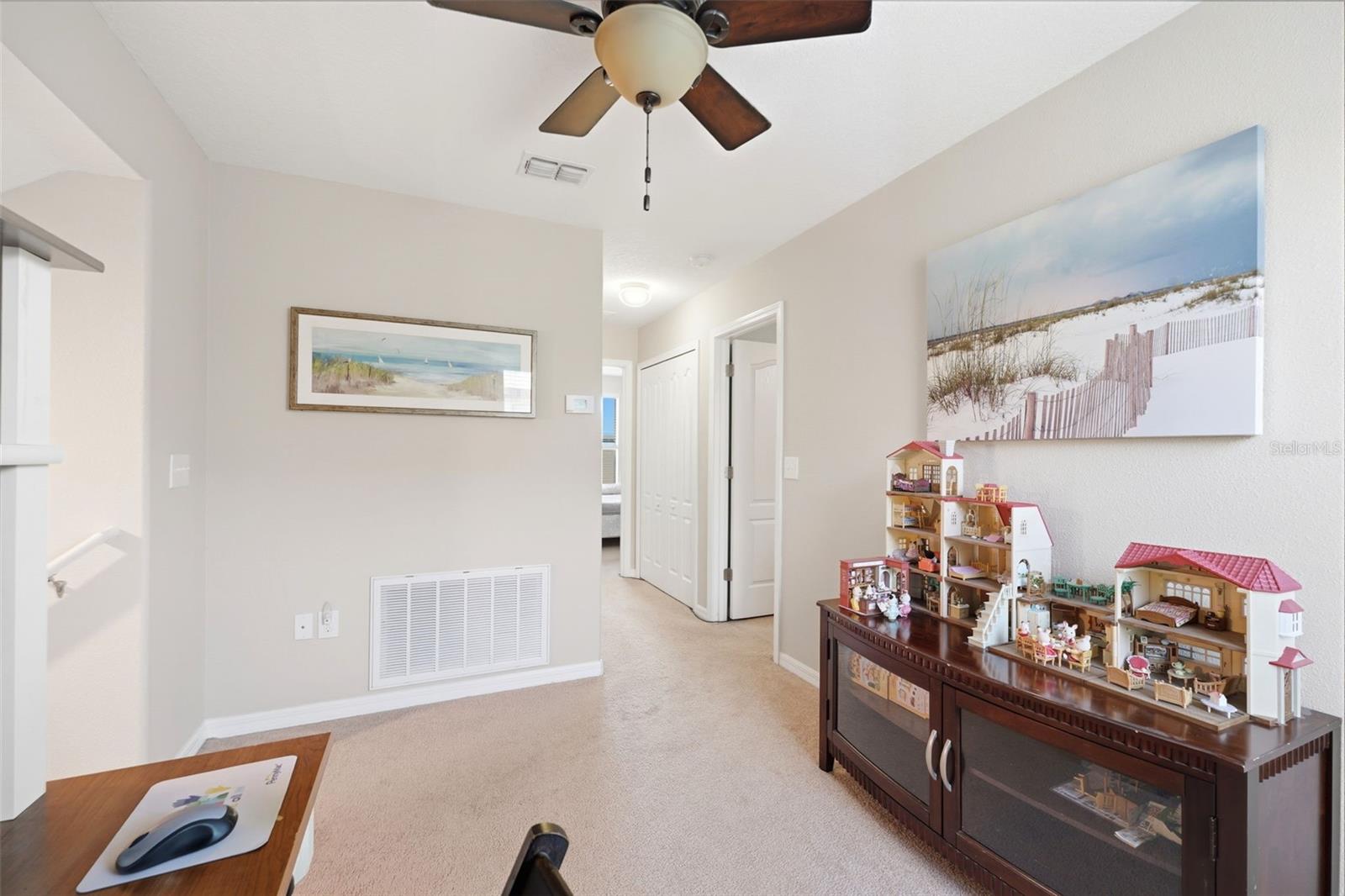 VILLAGES/TRINITY LAKES - Residential