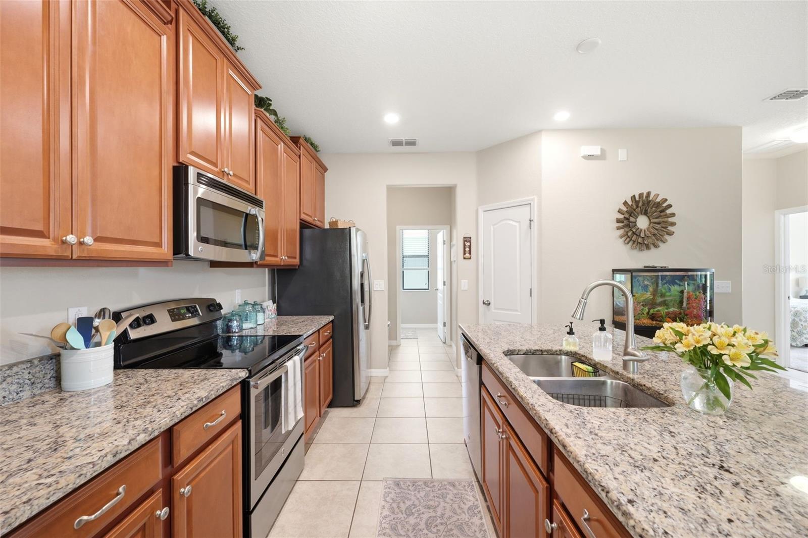 VILLAGES/TRINITY LAKES - Residential