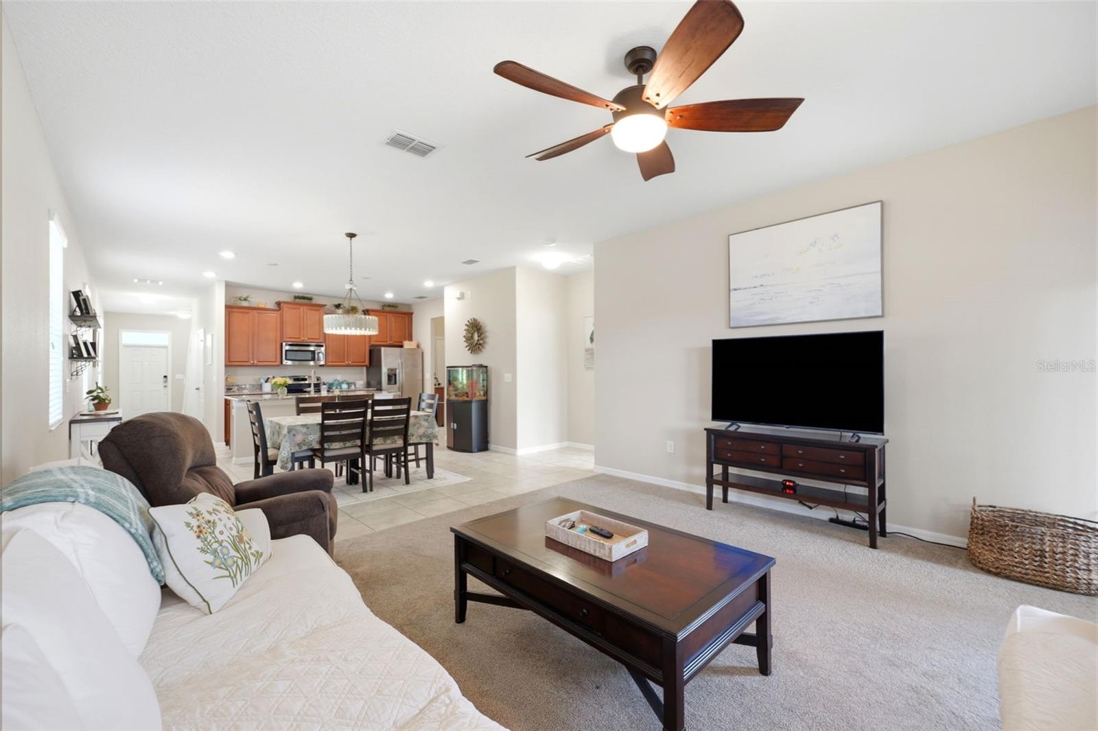 VILLAGES/TRINITY LAKES - Residential