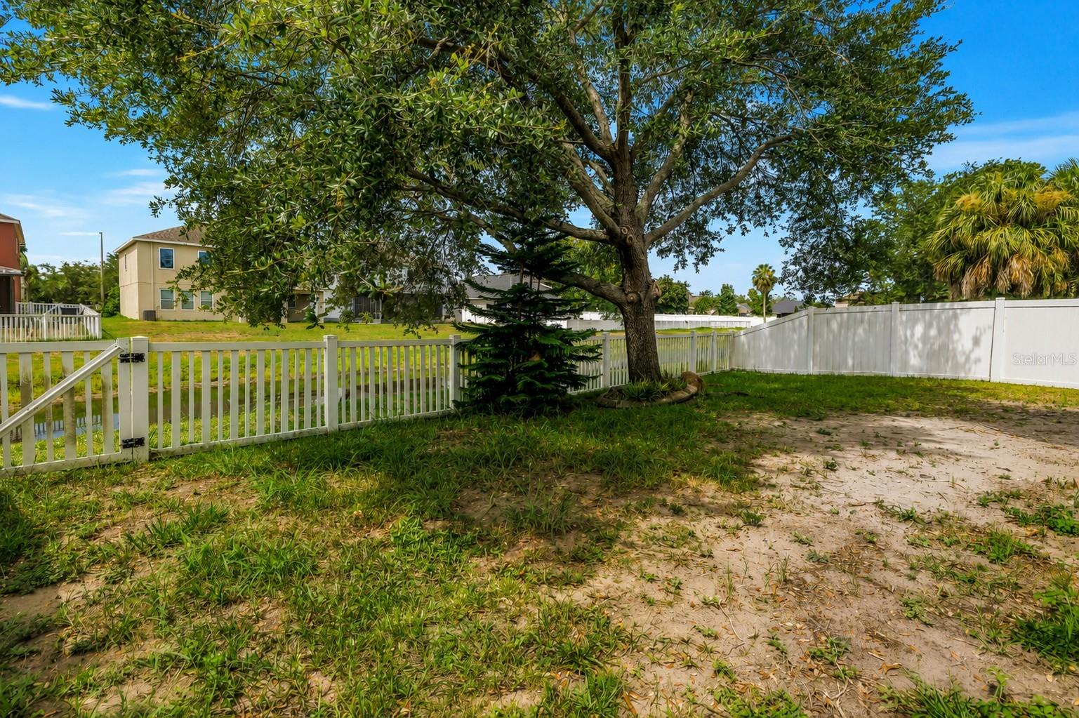 TANGLEWOOD PRESERVE - Residential