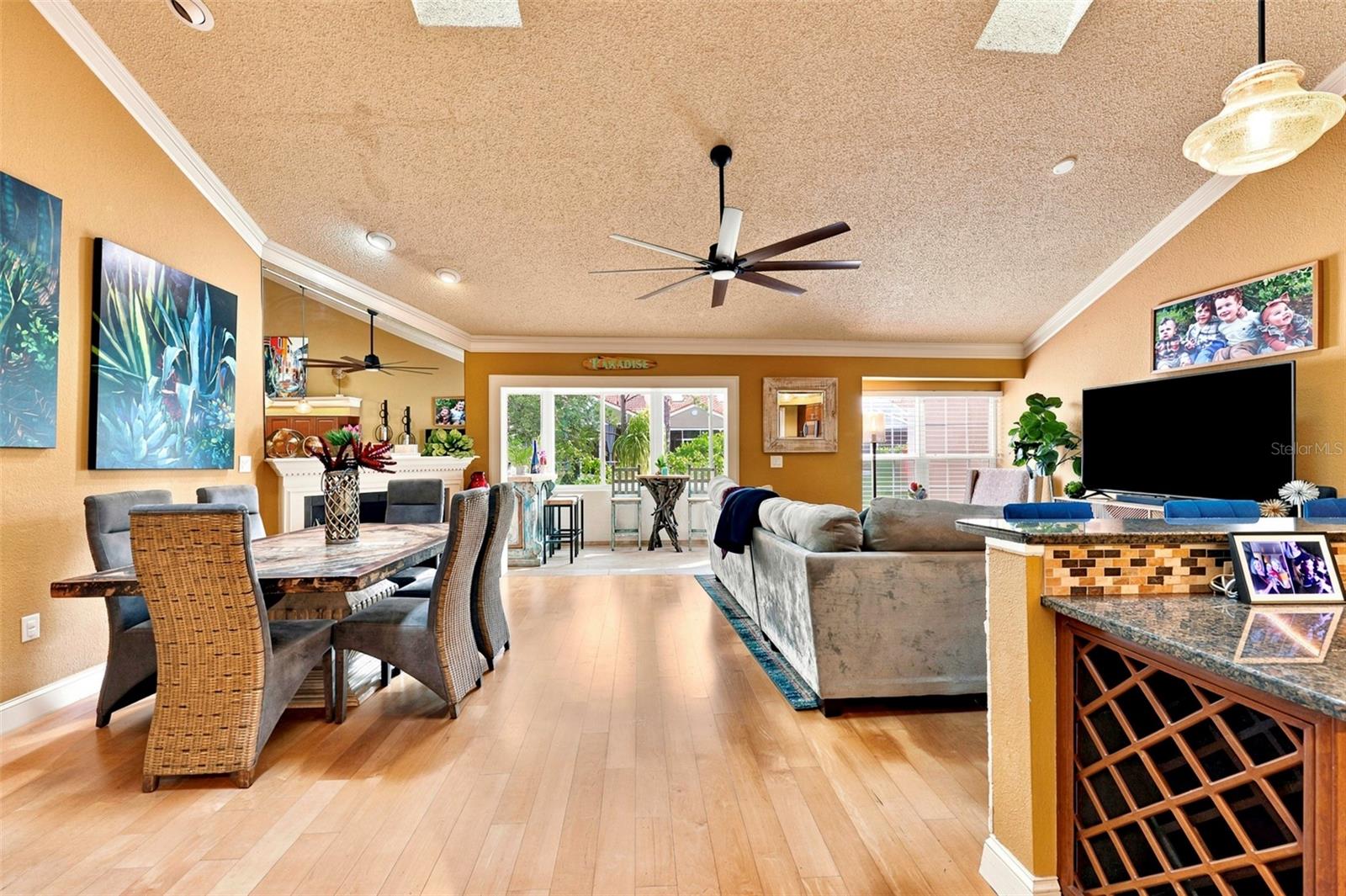 CLUSTER HOMES - Residential