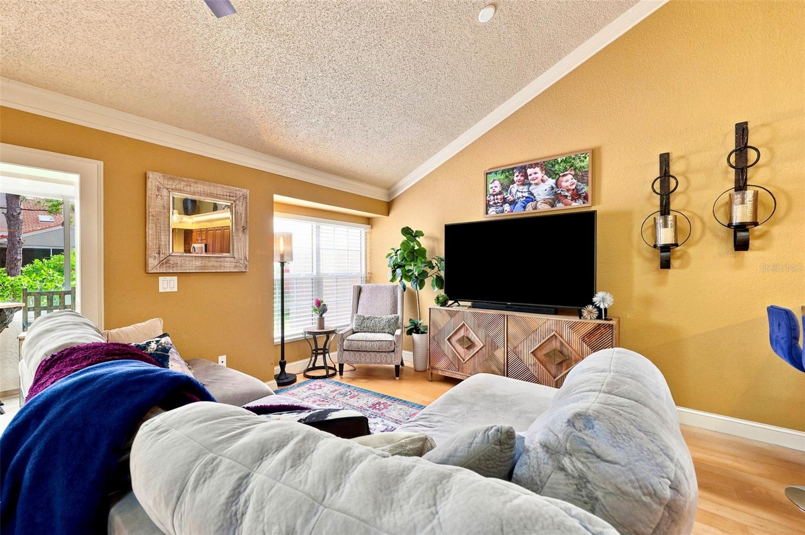 CLUSTER HOMES - Residential
