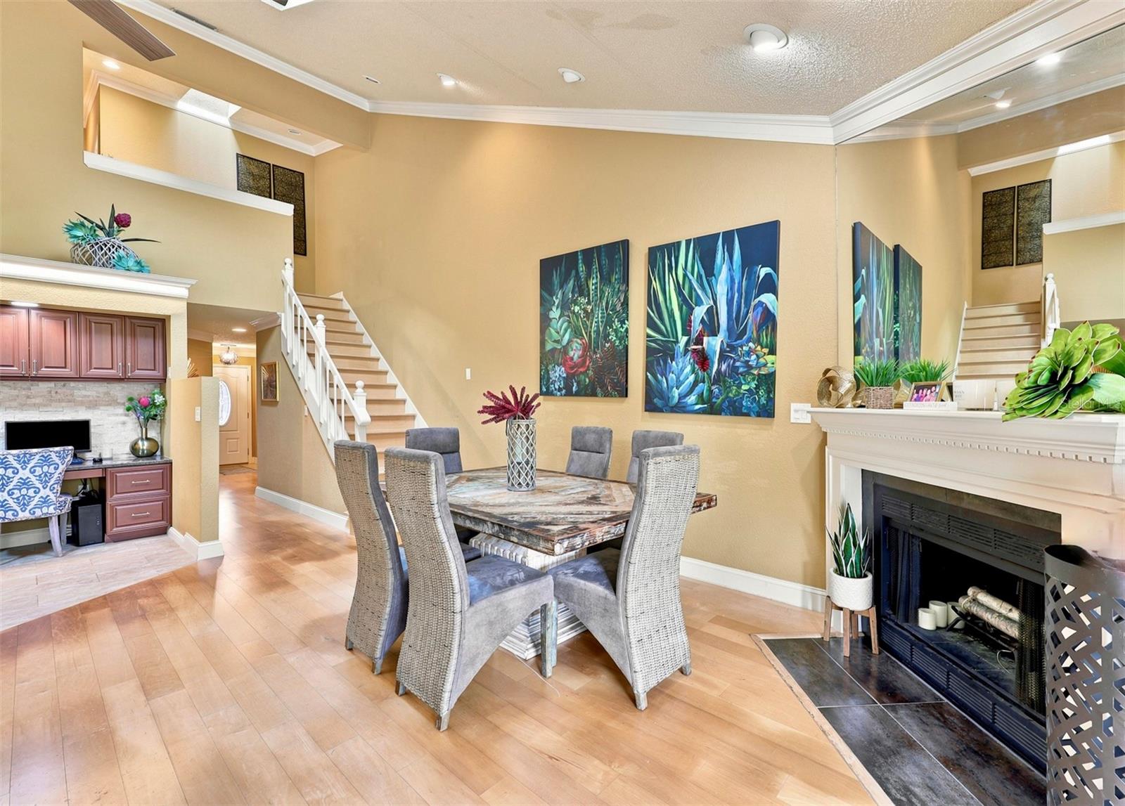 CLUSTER HOMES - Residential