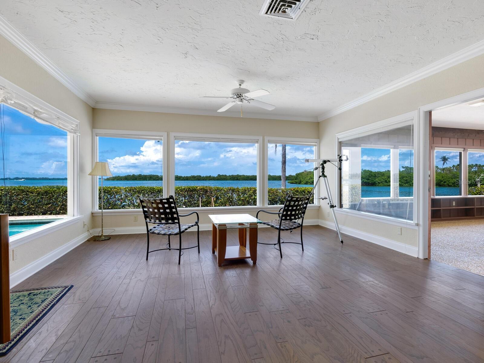 BAYVIEW ESTATES - Land