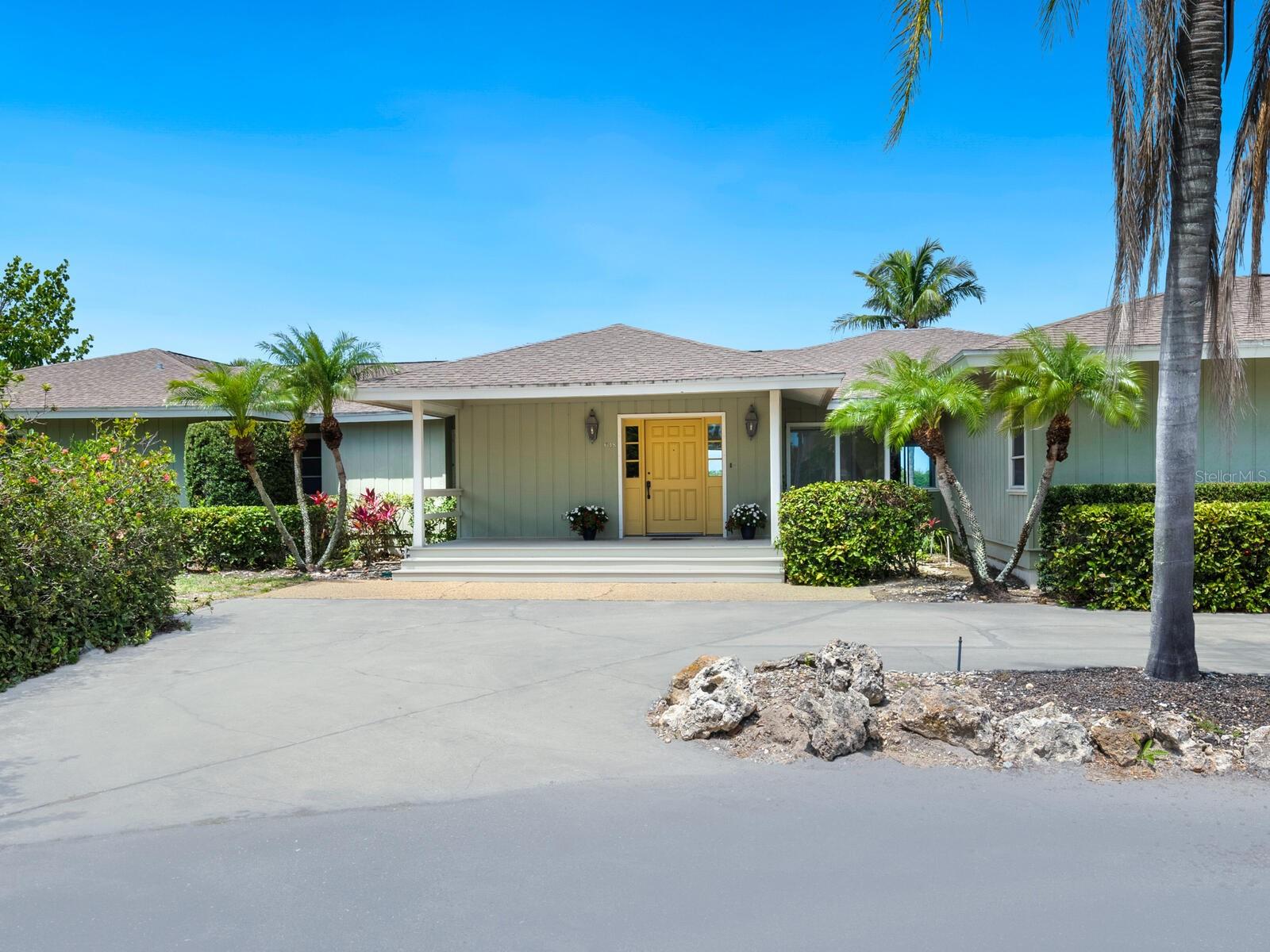 BAYVIEW ESTATES - Land
