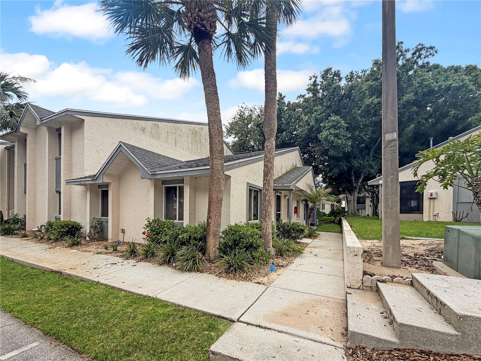 PARK LAKE - Residential