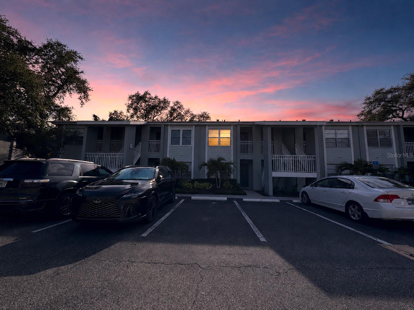Virtually Staged. Prime South Tampa location! Tucked away in the private, gated community of The Preserve at South Tampa, this highly functional top-floor, 2-bedroom, 1-bathroom condo offers an ideal blend of comfort, privacy, and accessibility. Enjoy the peace and quiet of having no overhead neighbors in this sunlit, well-designed layout. The unit features a fluid open living and dining area that flows into a kitchen equipped with a pass-through bar. Both bedrooms are thoughtfully separated and feature spacious walk-in closets, along with a dedicated interior laundry closet. Community amenities include a gated entrance/exit, a landscaped central courtyard, a picnic area with charcoal grills, and ample guest parking. The monthly condominium fee includes water, sewer, trash, and exterior building maintenance. Conveniently located near MacDill Air Force Base, Bayshore Boulevard, Hyde Park, and Downtown Tampa. Quick access to major expressways makes trips to St. Pete and local beaches an absolute breeze. An excellent opportunity for a primary residence or a stellar addition to an investment portfolio. Schedule your showing today!