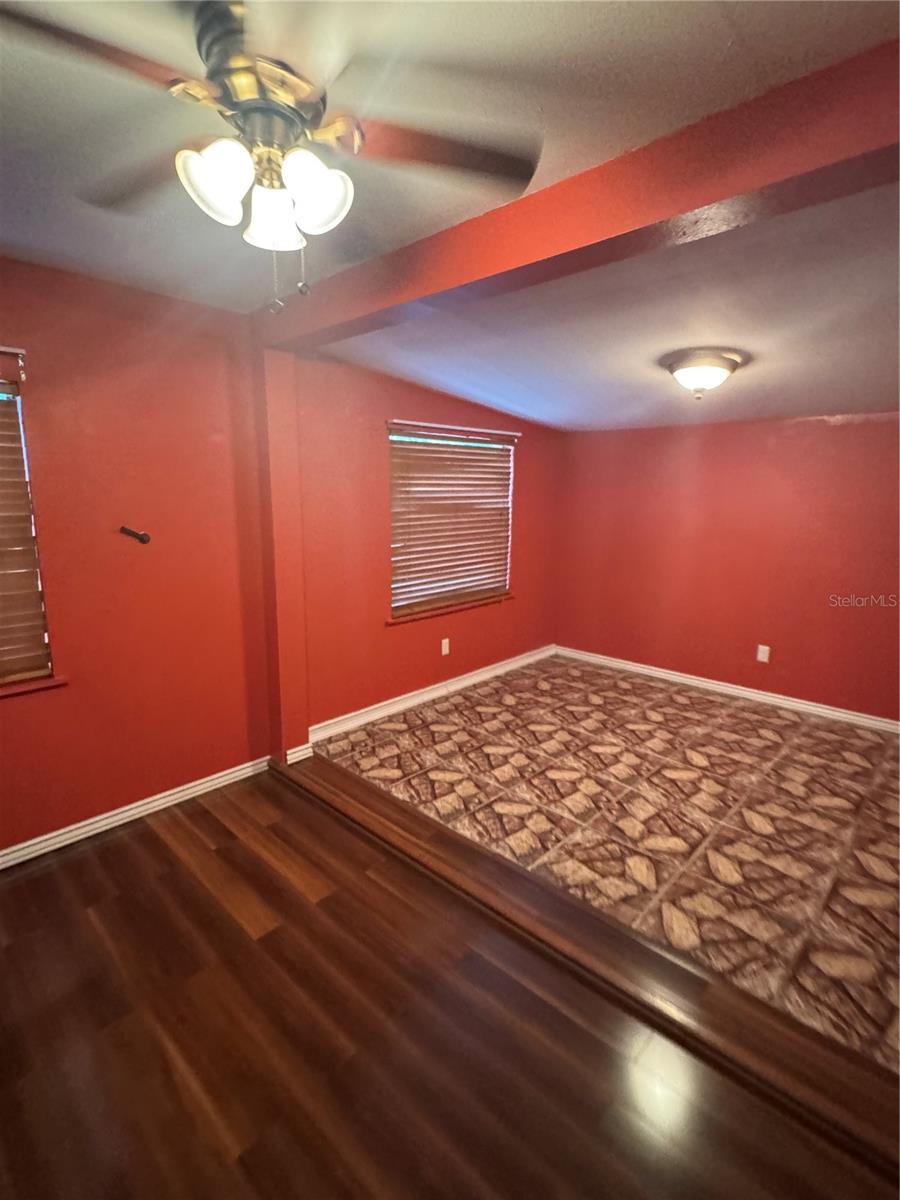 RANDALLS REV SUB - Residential Lease