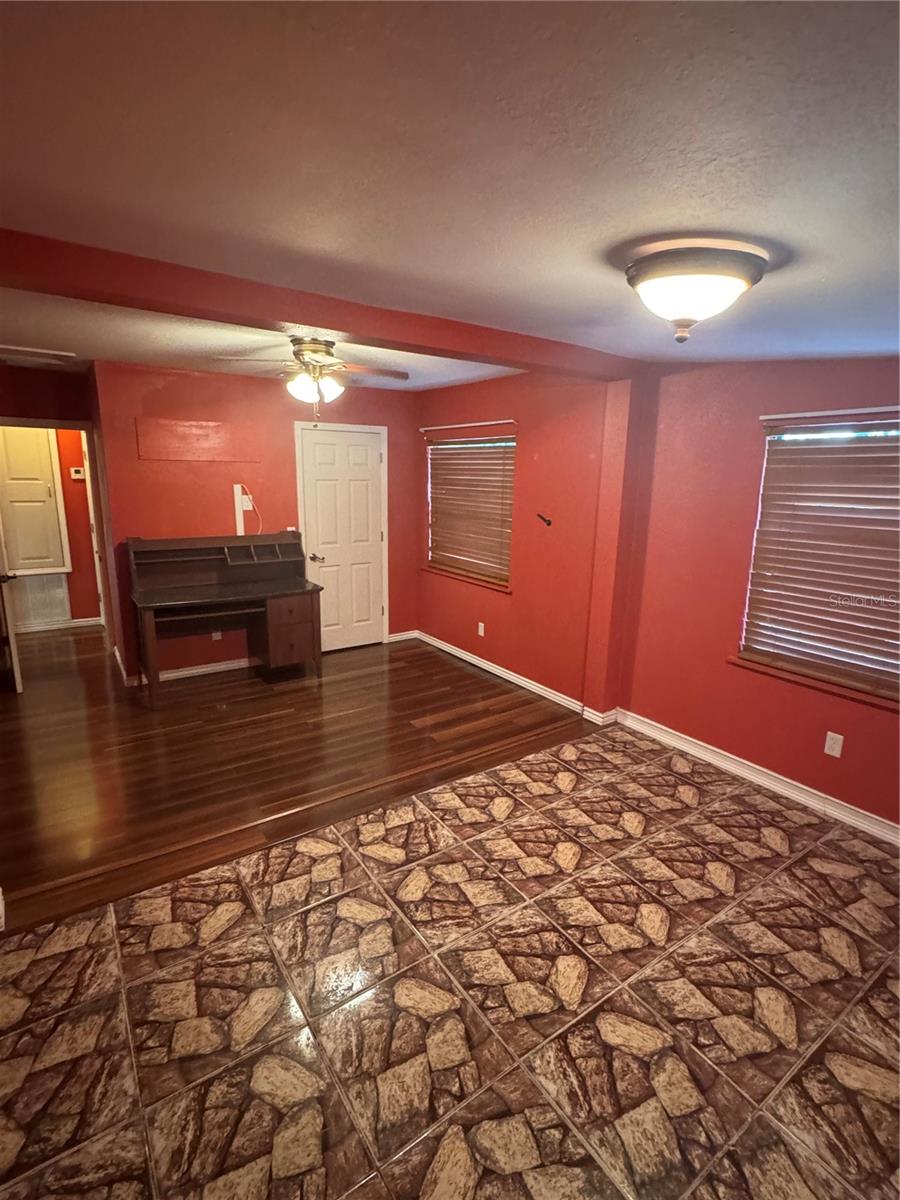 RANDALLS REV SUB - Residential Lease