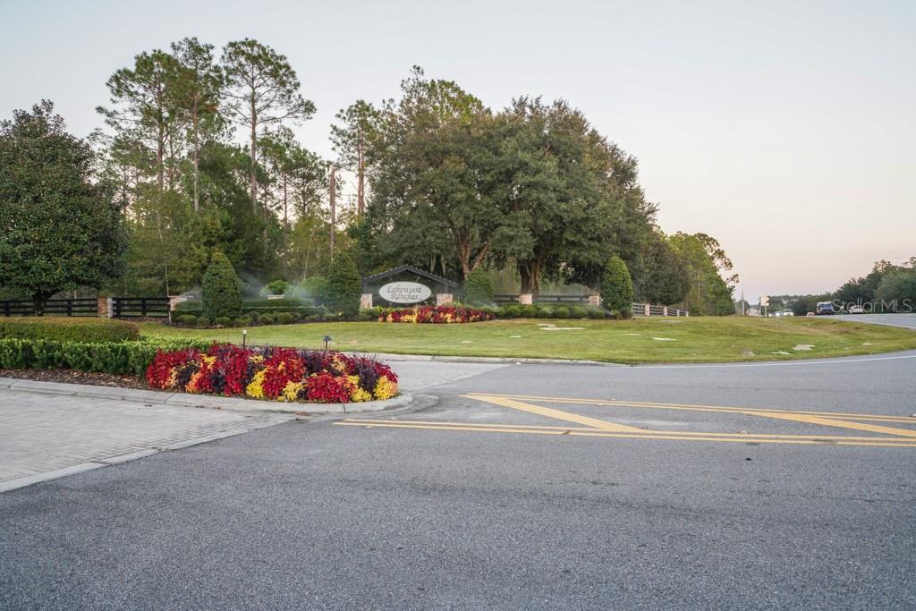 Welcome to your dream property in an equestrian neighborhood of Lakewood Ranches. 
This expansive 4.9-acre parcel offers the perfect blend of a tight-knit community with serene privacy.
Location is key, and this property doesn't disappoint. Just a short distance from downtown Mt. Dora, Tavares and Eustis, you'll have access to charming boutiques, delectable restaurants, and the scenic beauty of The Harris Chain of Lakes. Conveniently situated near the 429, you'll enjoy easy access to all the attractions and amenities that Orlando and its surrounding areas have to offer.
This is a rare opportunity to own your own piece of paradise and build your dream home.