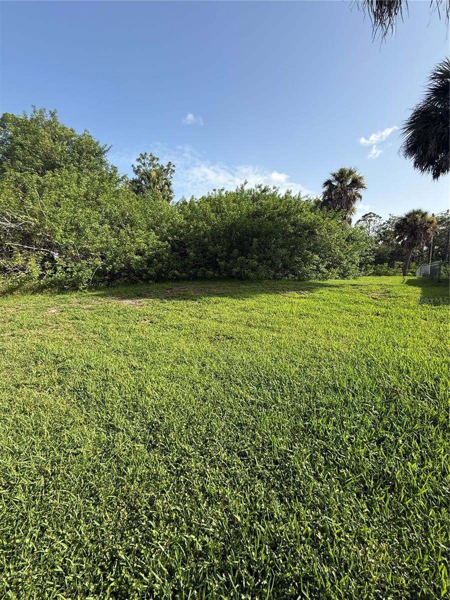 PORT CHARLOTTE SEC 047 - Land