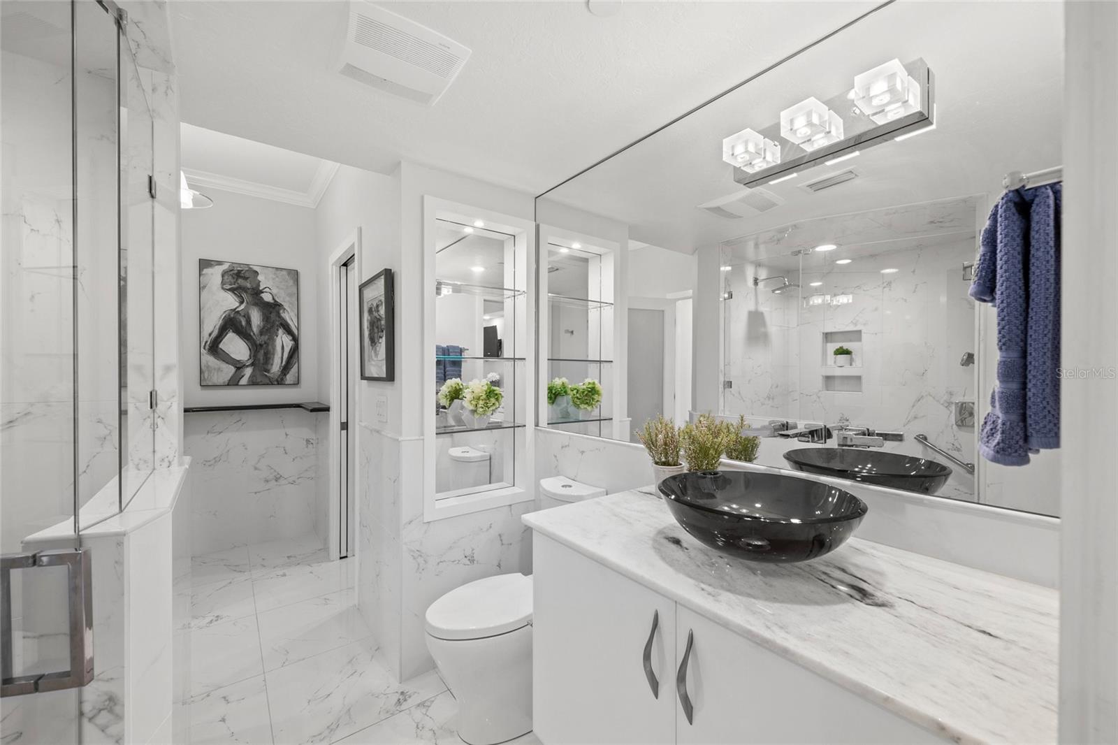 DOLPHIN BAY-SIESTA KEY SEC A - Residential