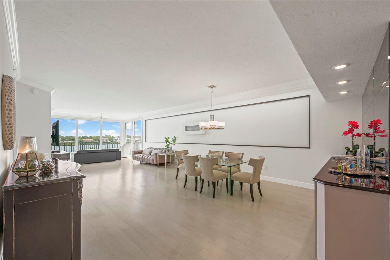 DOLPHIN BAY-SIESTA KEY SEC A - Residential