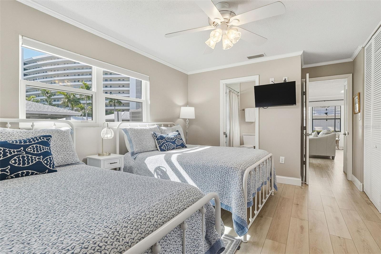 CRYSTAL SANDS 1 - Residential