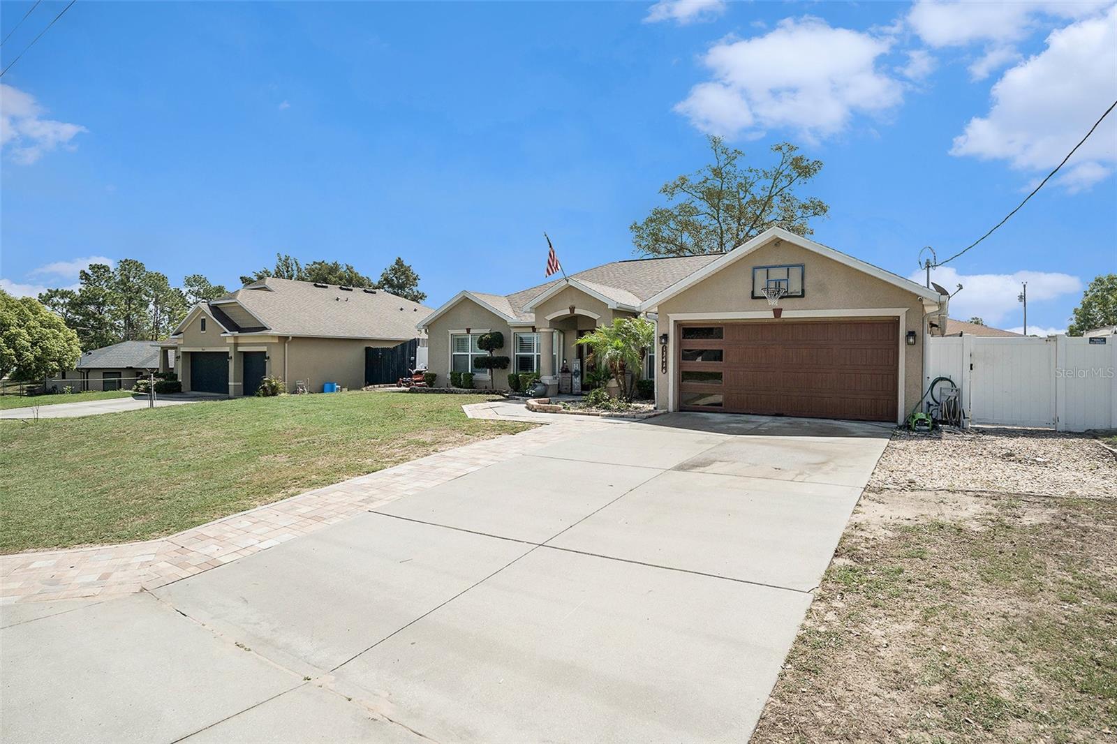 SPRING HILL - Residential