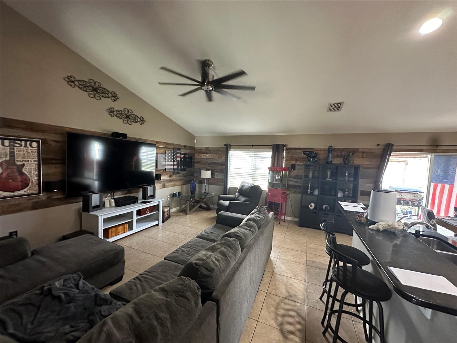 SPRING HILL - Residential