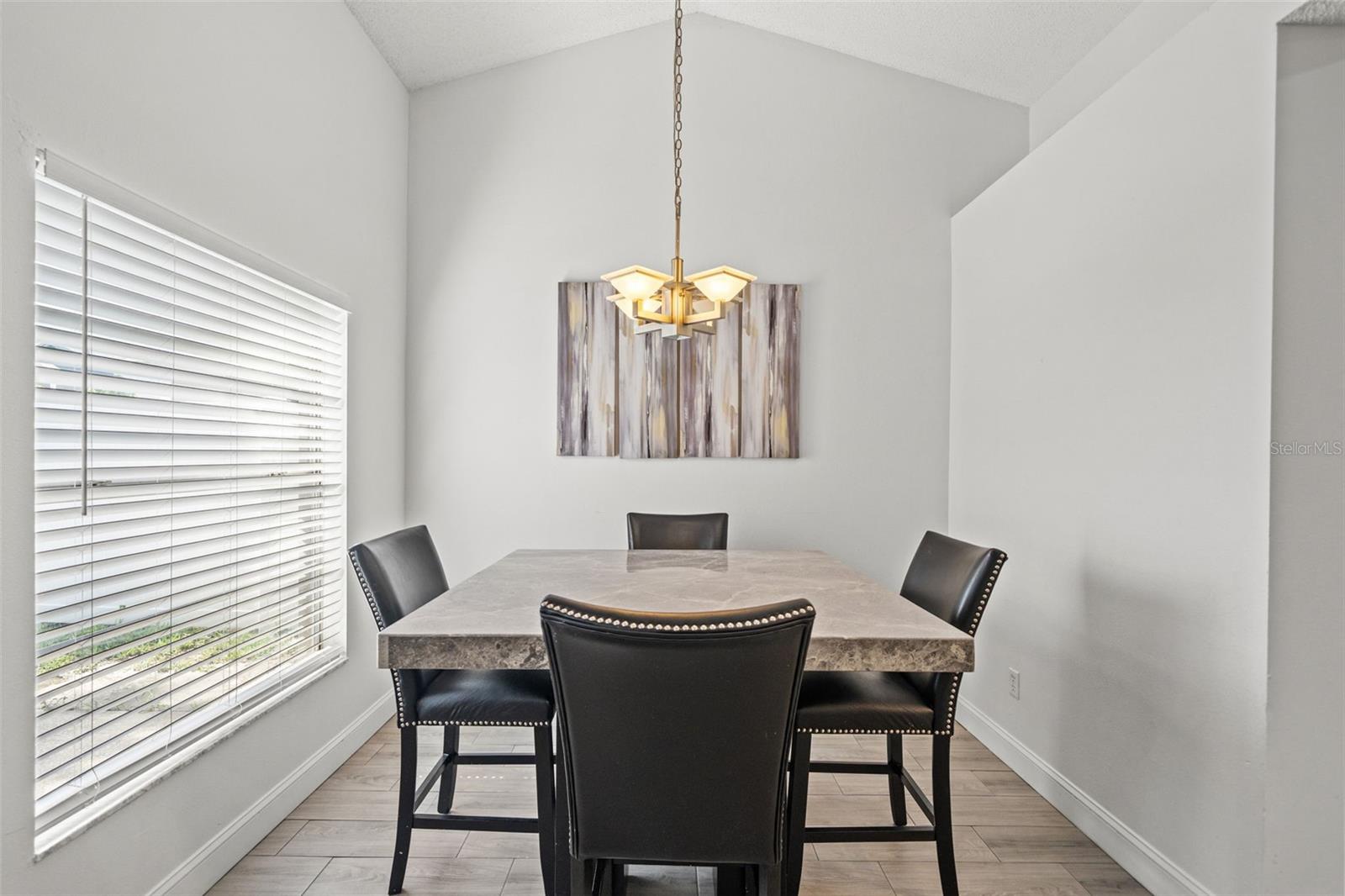 HAMPTON PARK - Residential