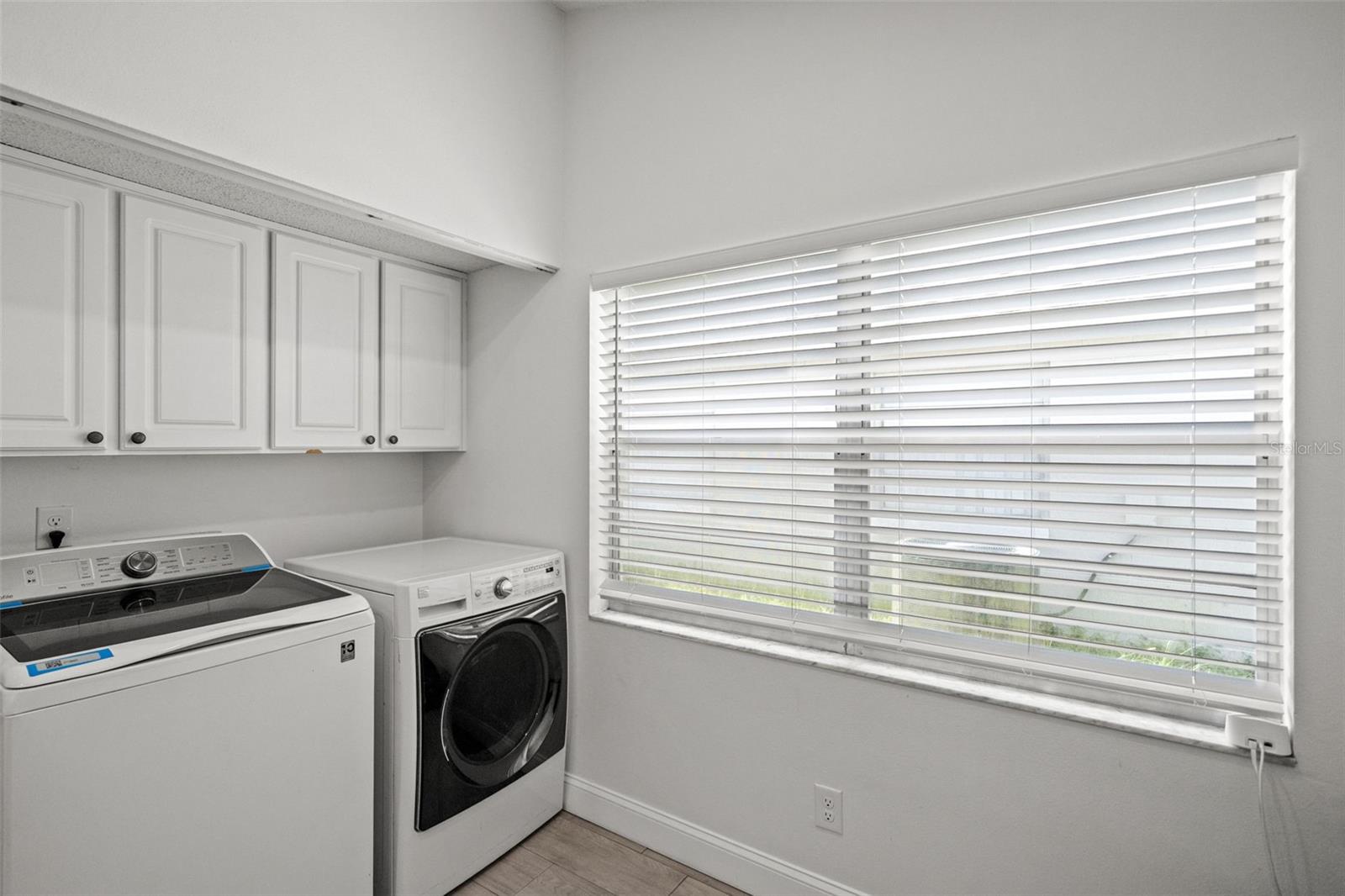 HAMPTON PARK - Residential