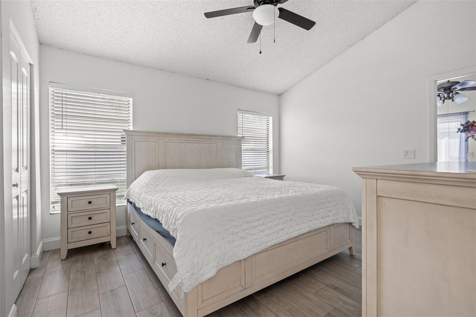 HAMPTON PARK - Residential