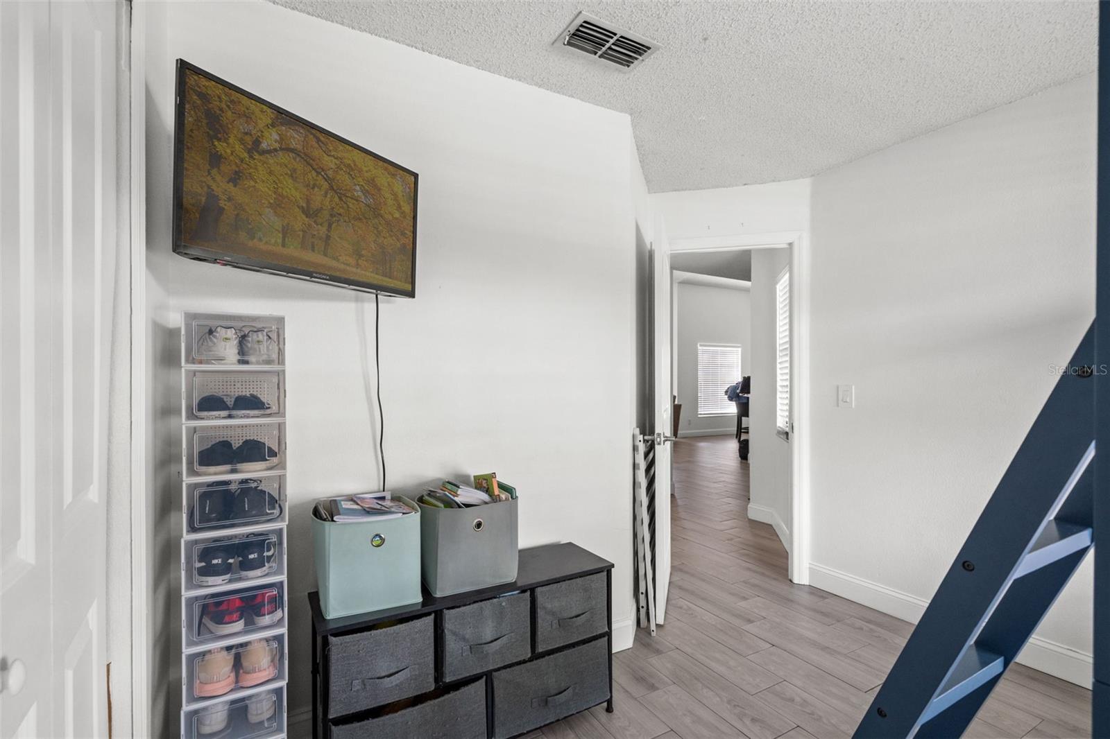 HAMPTON PARK - Residential