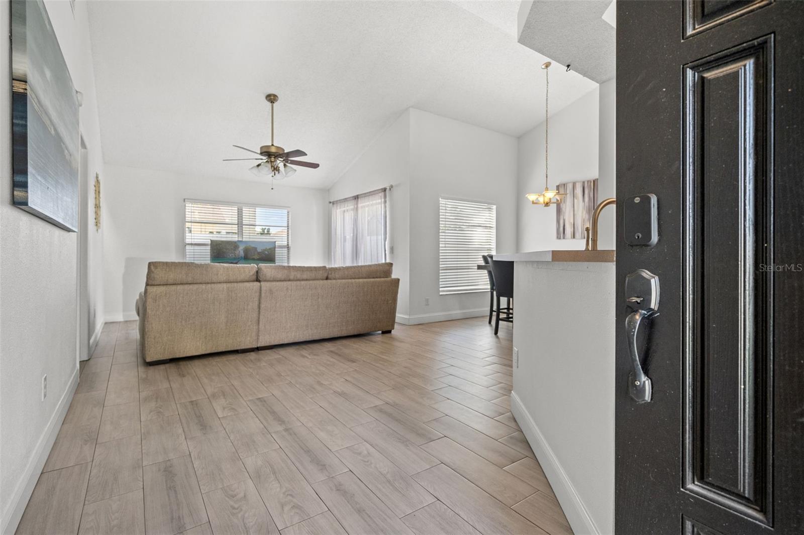HAMPTON PARK - Residential