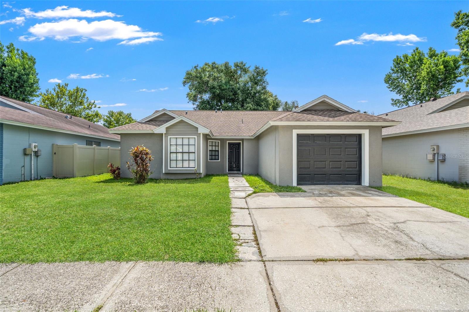 HAMPTON PARK - Residential