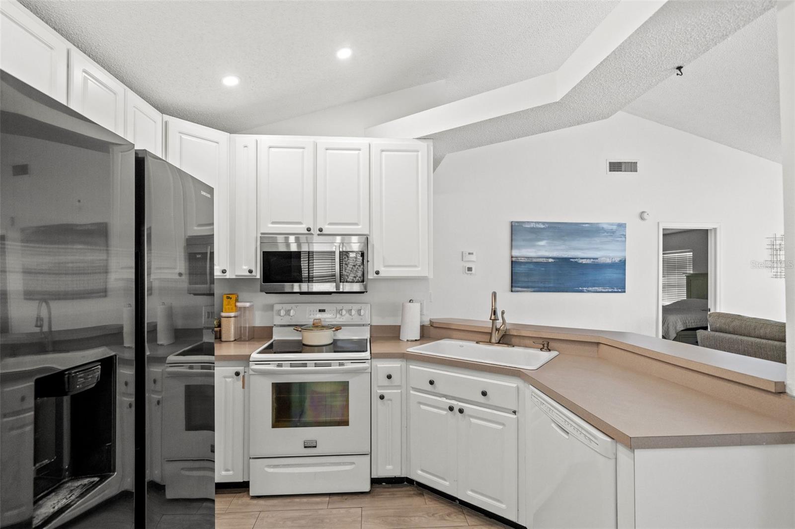 HAMPTON PARK - Residential